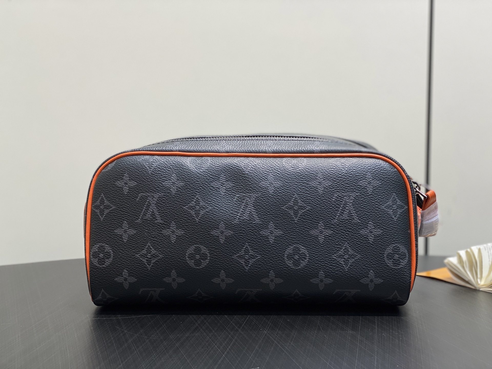 【顶级原单】M15246黑花橙色 洗漱包系列 DOPP KIT 盥洗袋 本款 Dopp Kit 盥洗袋取