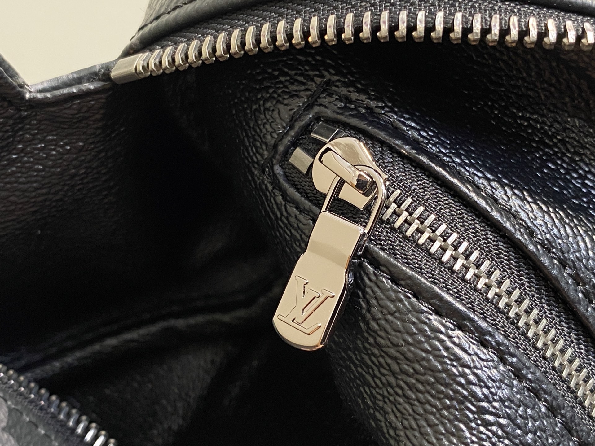 【顶级原单】M15246黑花绿色 洗漱包系列 DOPP KIT 盥洗袋 本款 Dopp Kit 盥洗袋取