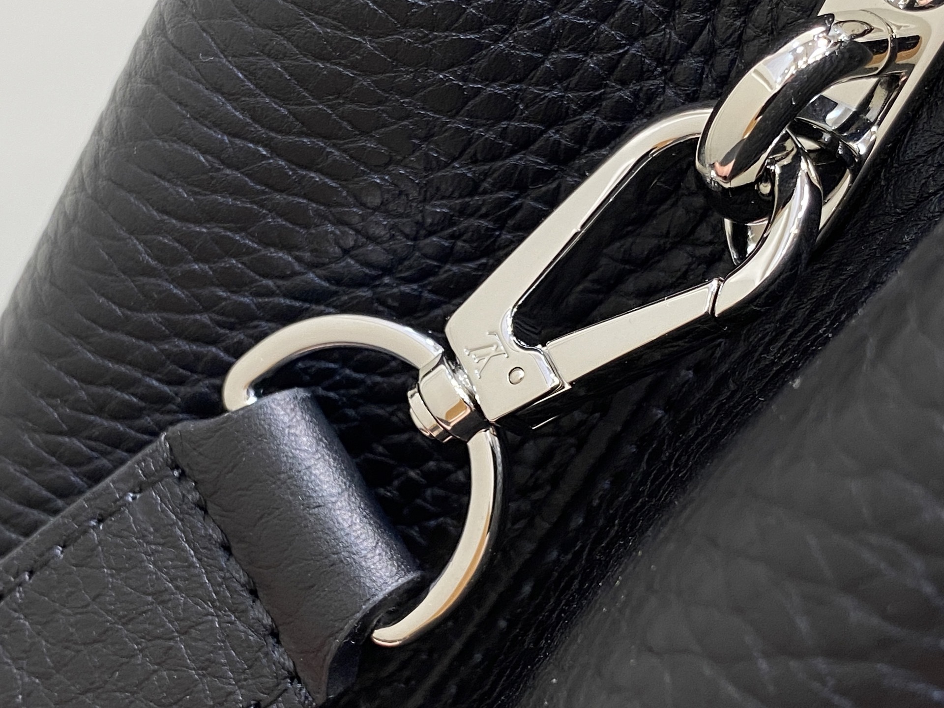 【顶级原单】N85513黑色蛇皮 全皮cap那英款系列 CAPUCINES BB 手袋 Capucine