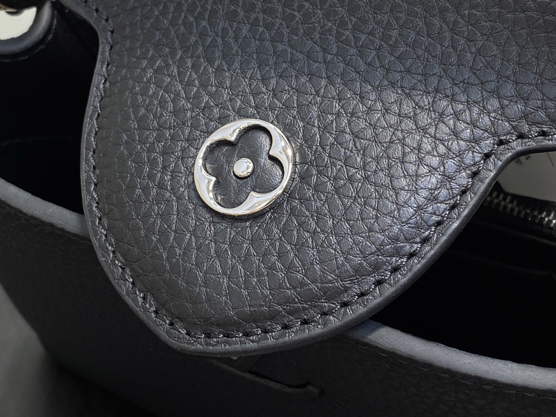 【顶级原单】N85513黑色蛇皮 全皮cap那英款系列 CAPUCINES BB 手袋 Capucine