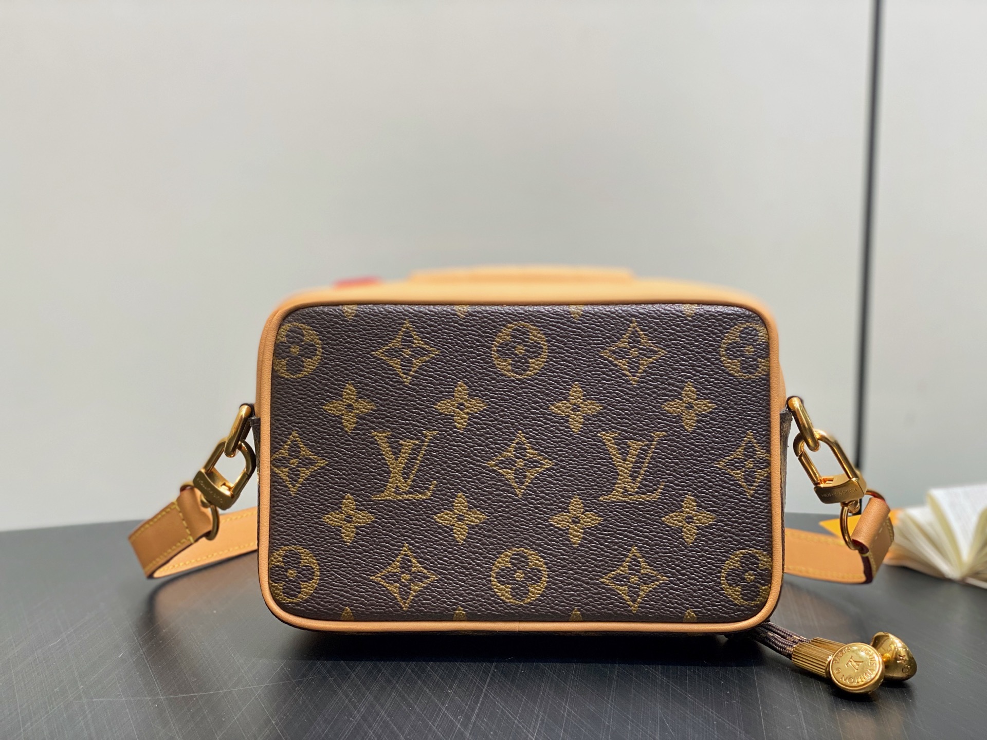 【顶级原单】M14062老花黄皮 复古录音机包 BALADEUR WEARABLE WALLET 手袋