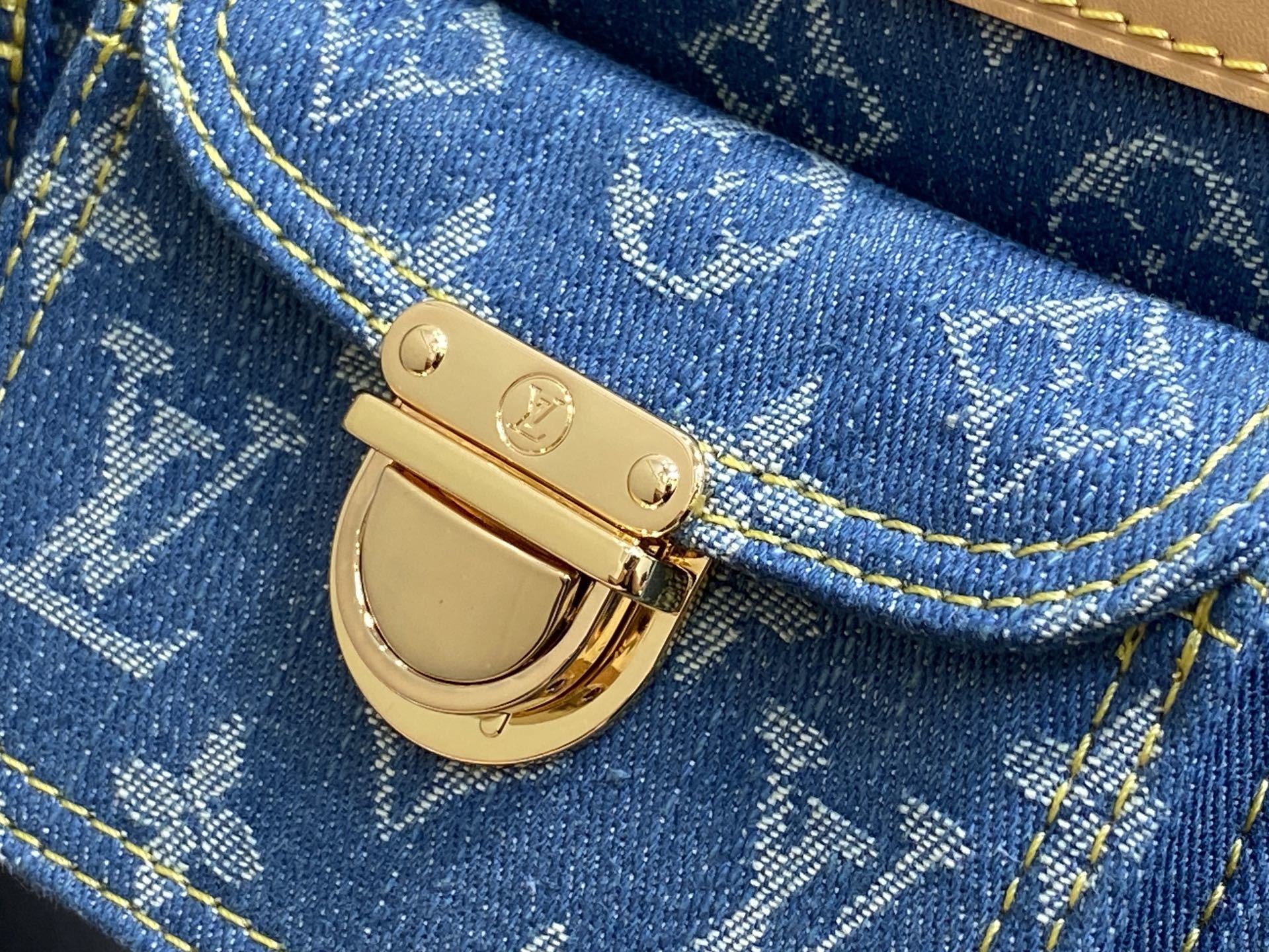 【顶级原单】M44464蓝色 丹宁牛仔布中古腋下包 VINTAGE 手袋 牛仔新款手提中古绝版牛仔斜挎手