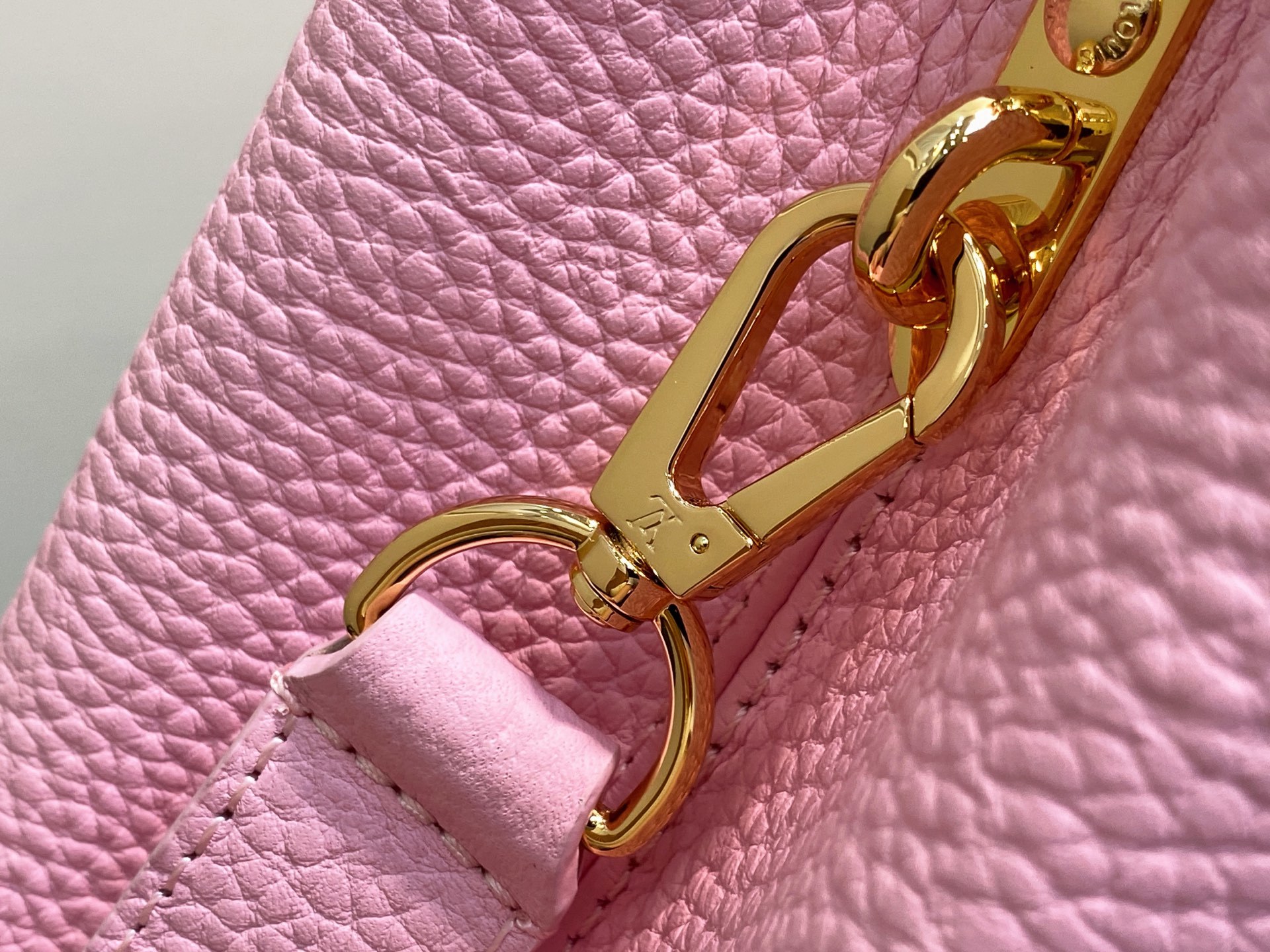 【顶级原单】M24545茉莉粉 全皮cap那英款系列 CAPUCINES BB手袋 M24727 Cap