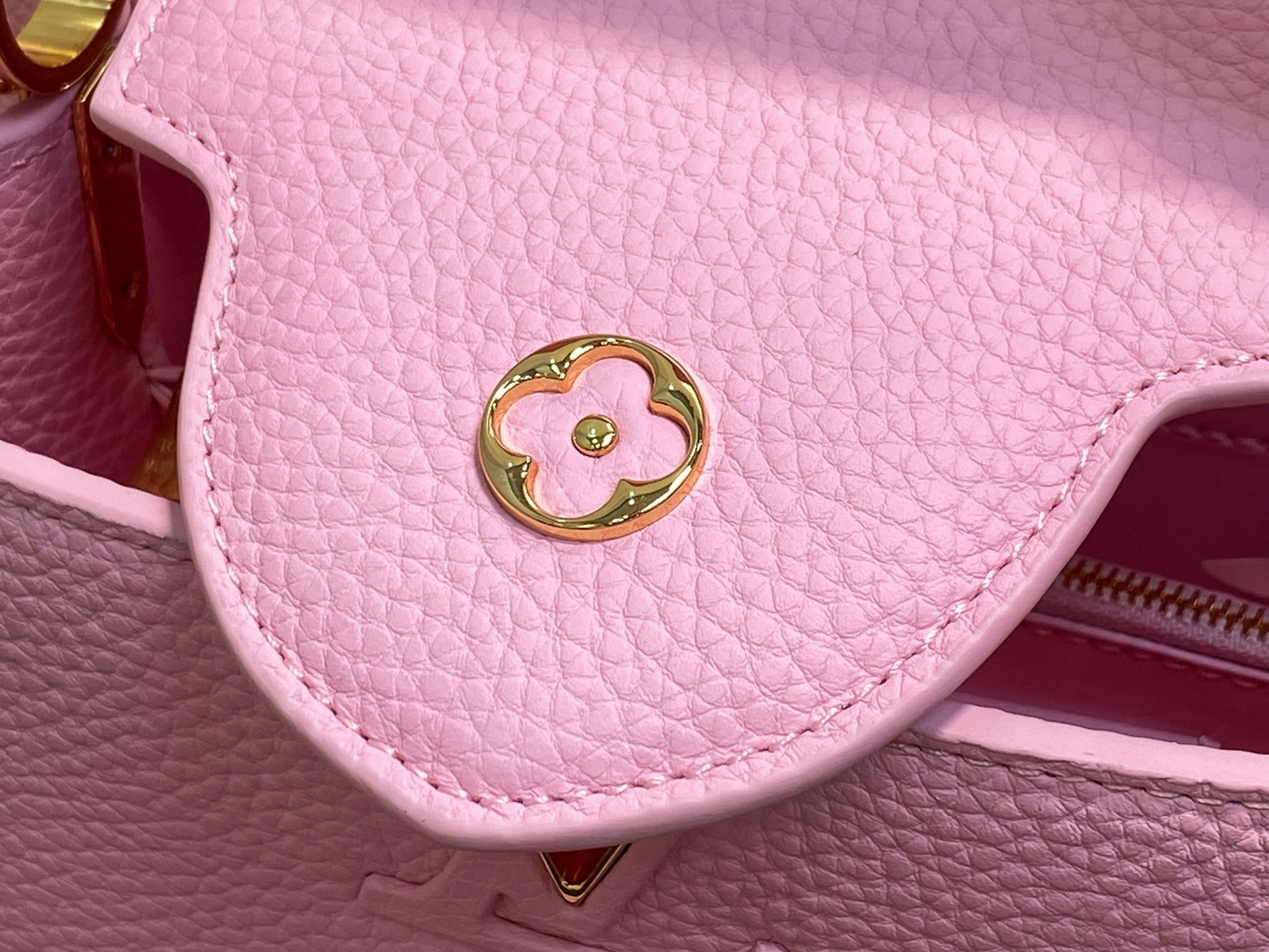 【顶级原单】M24545茉莉粉 全皮cap那英款系列 CAPUCINES BB手袋 M24727 Cap