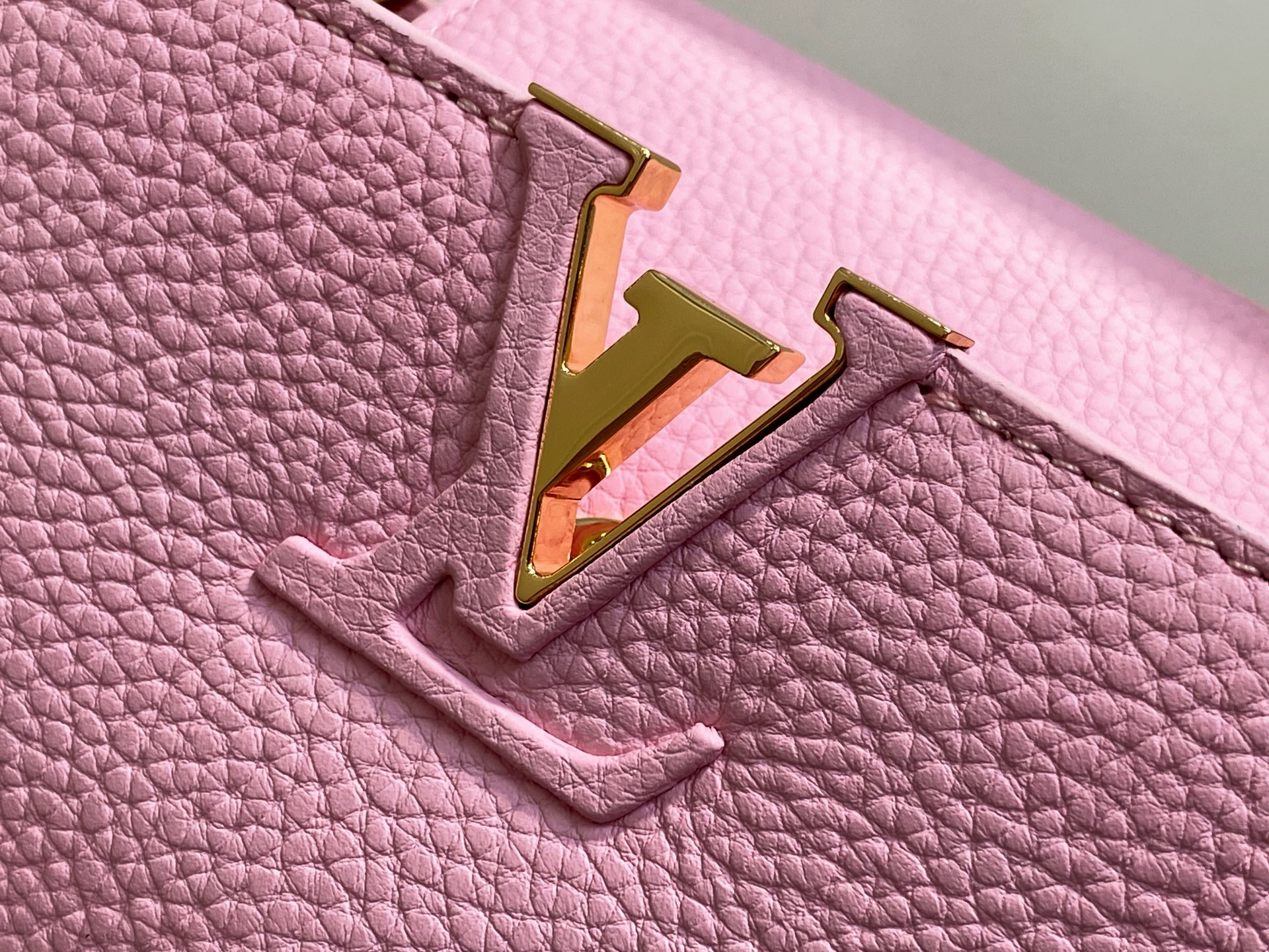 【顶级原单】M24545茉莉粉 全皮cap那英款系列 CAPUCINES BB手袋 M24727 Cap