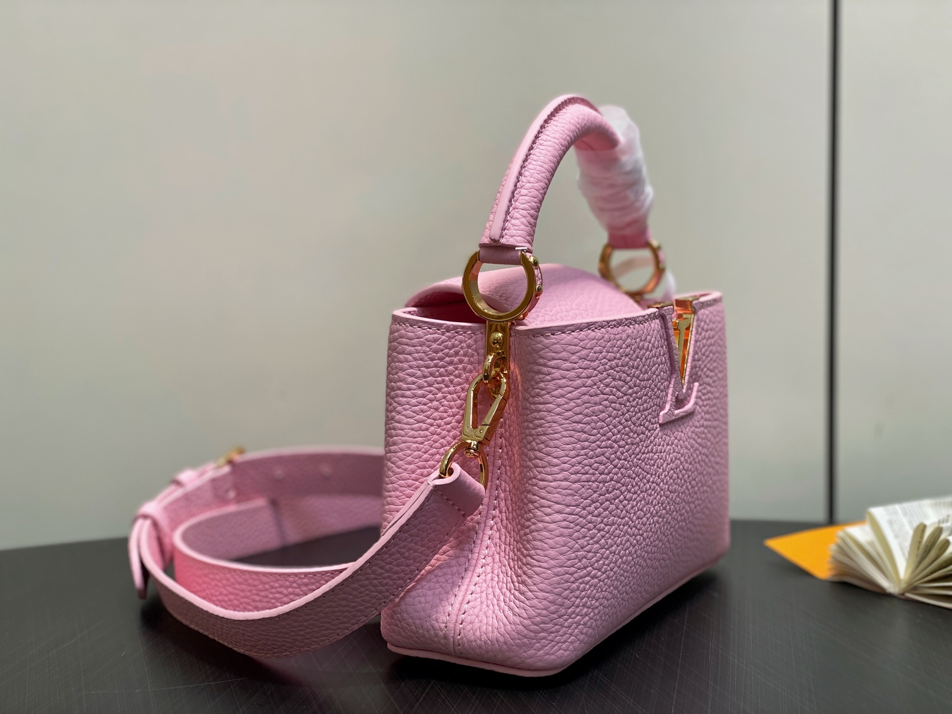 【顶级原单】M24545茉莉粉 全皮cap那英款系列 CAPUCINES 迷你手袋 M24727 Cap