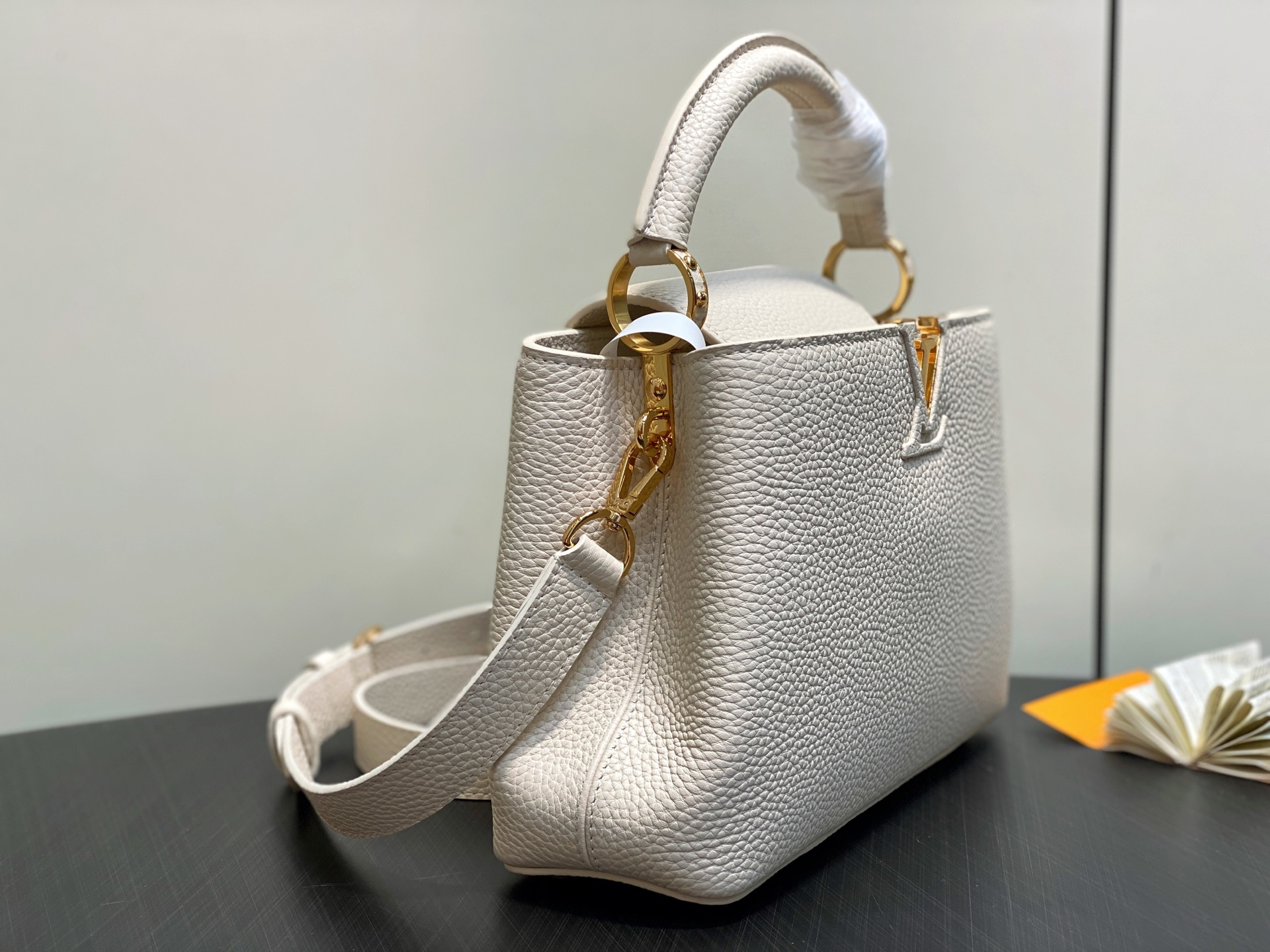 【顶级原单】M24545米白 全皮cap那英款系列 CAPUCINES BB手袋 M24727 Capu