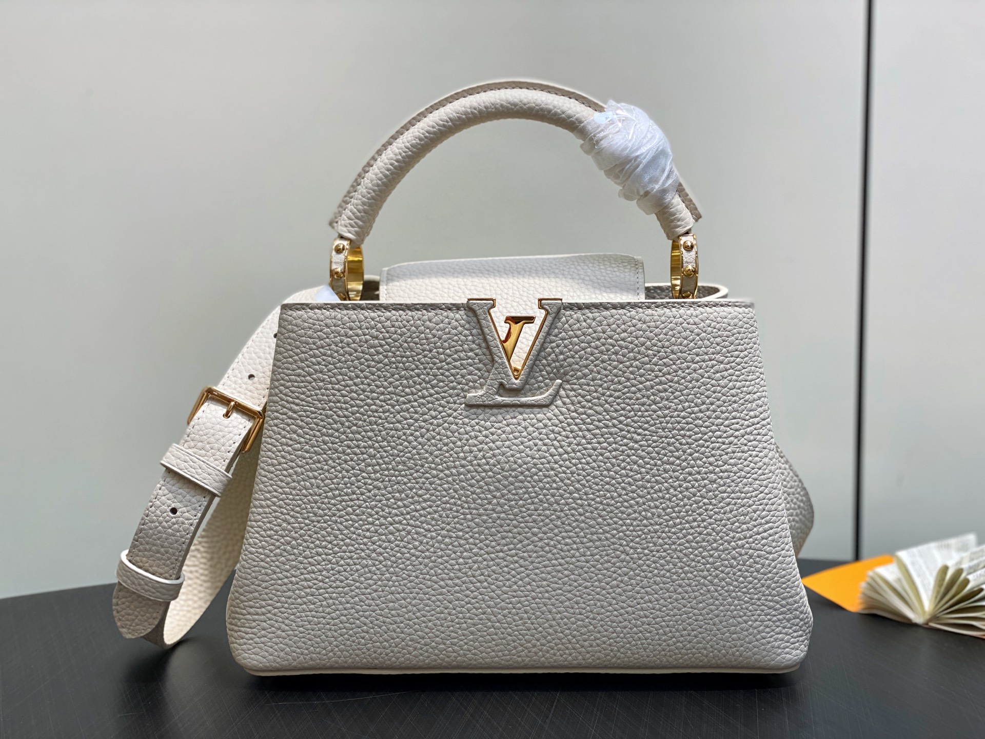 【顶级原单】M24545米白 全皮cap那英款系列 CAPUCINES BB手袋 M24727 Capu