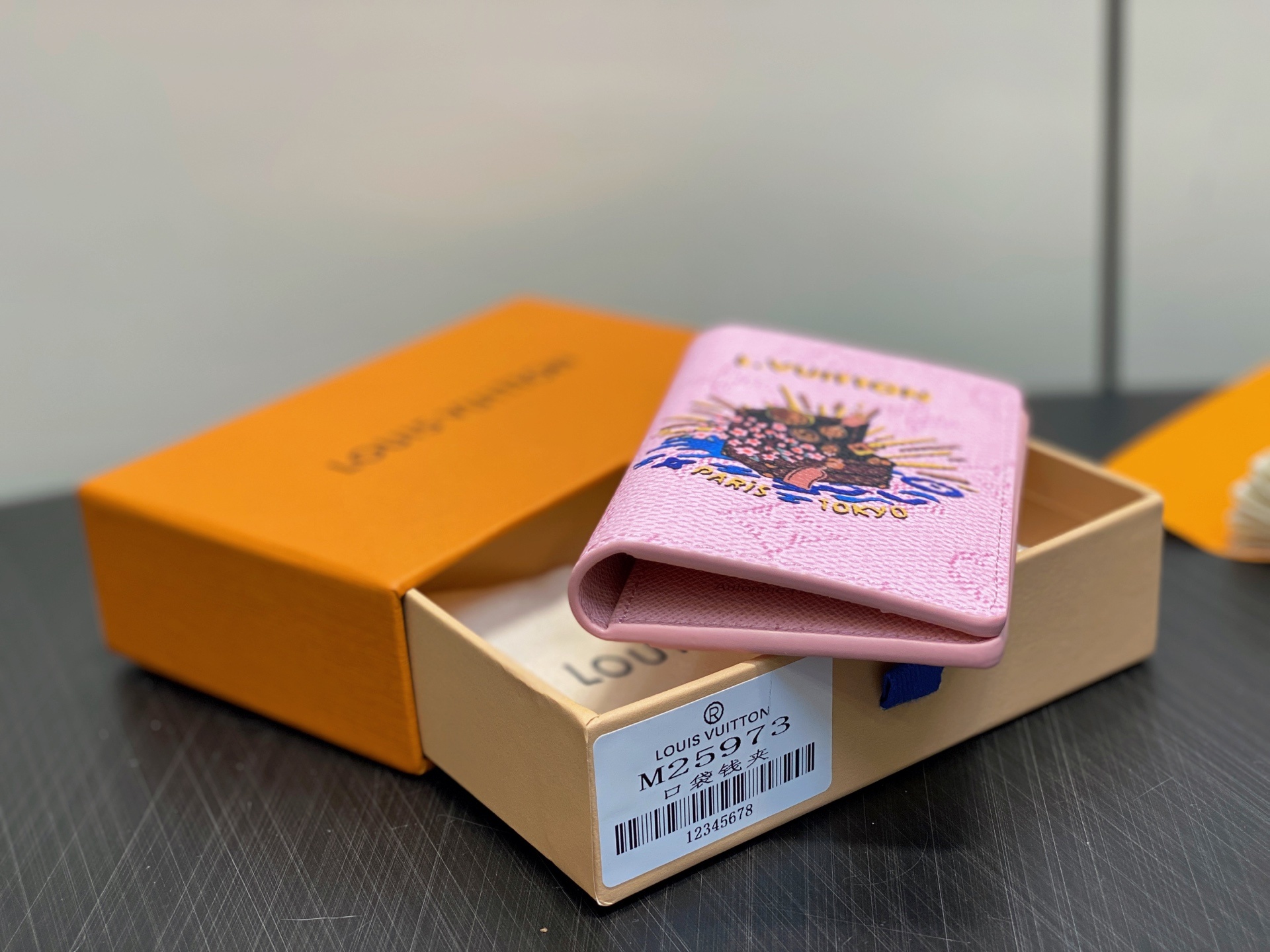 【顶级原单】M25973粉色 印花卡包钱包 EARLY ACCESS Lv nigo联名 Pocket