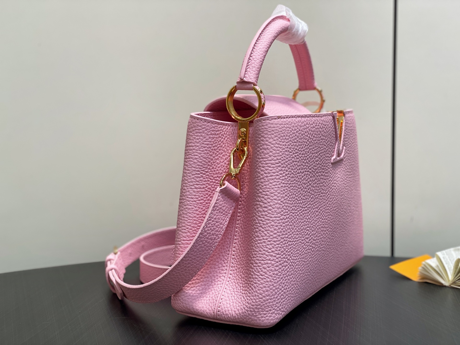 【顶级原单】M24545茉莉粉 全皮cap那英款系列 CAPUCINES 中号手袋 Capucines