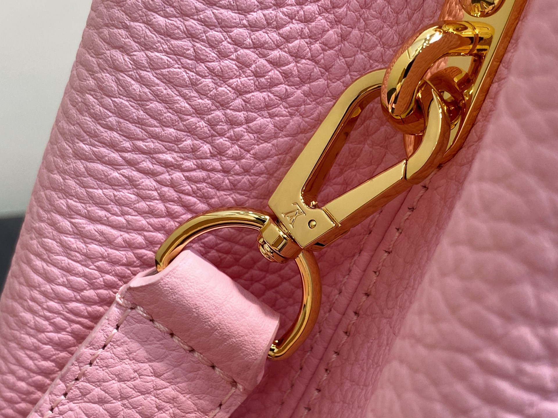 【顶级原单】M24545茉莉粉 全皮cap那英款系列 CAPUCINES 中号手袋 Capucines