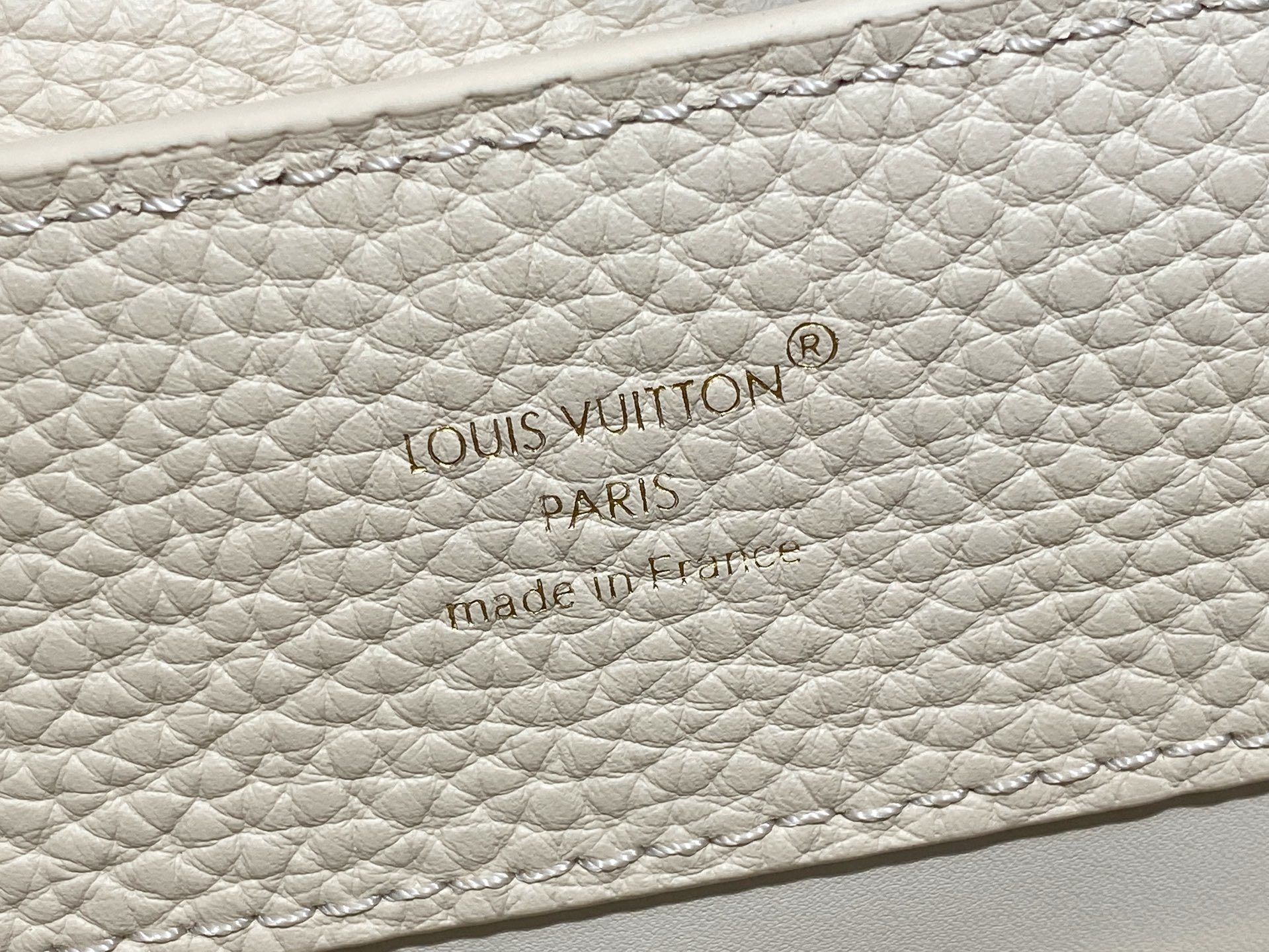 【顶级原单】M24545米白色 全皮cap那英款系列 CAPUCINES 中号手袋 Capucines