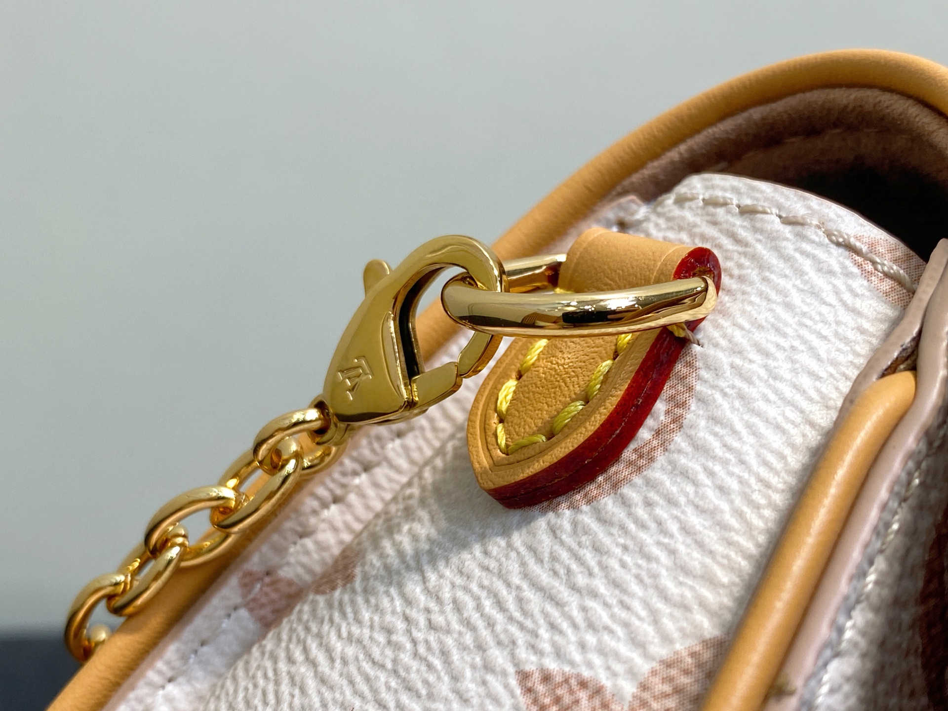 【顶级原单】M26583白花 链条包 Pochette Camille 手袋 本款 Pochette C