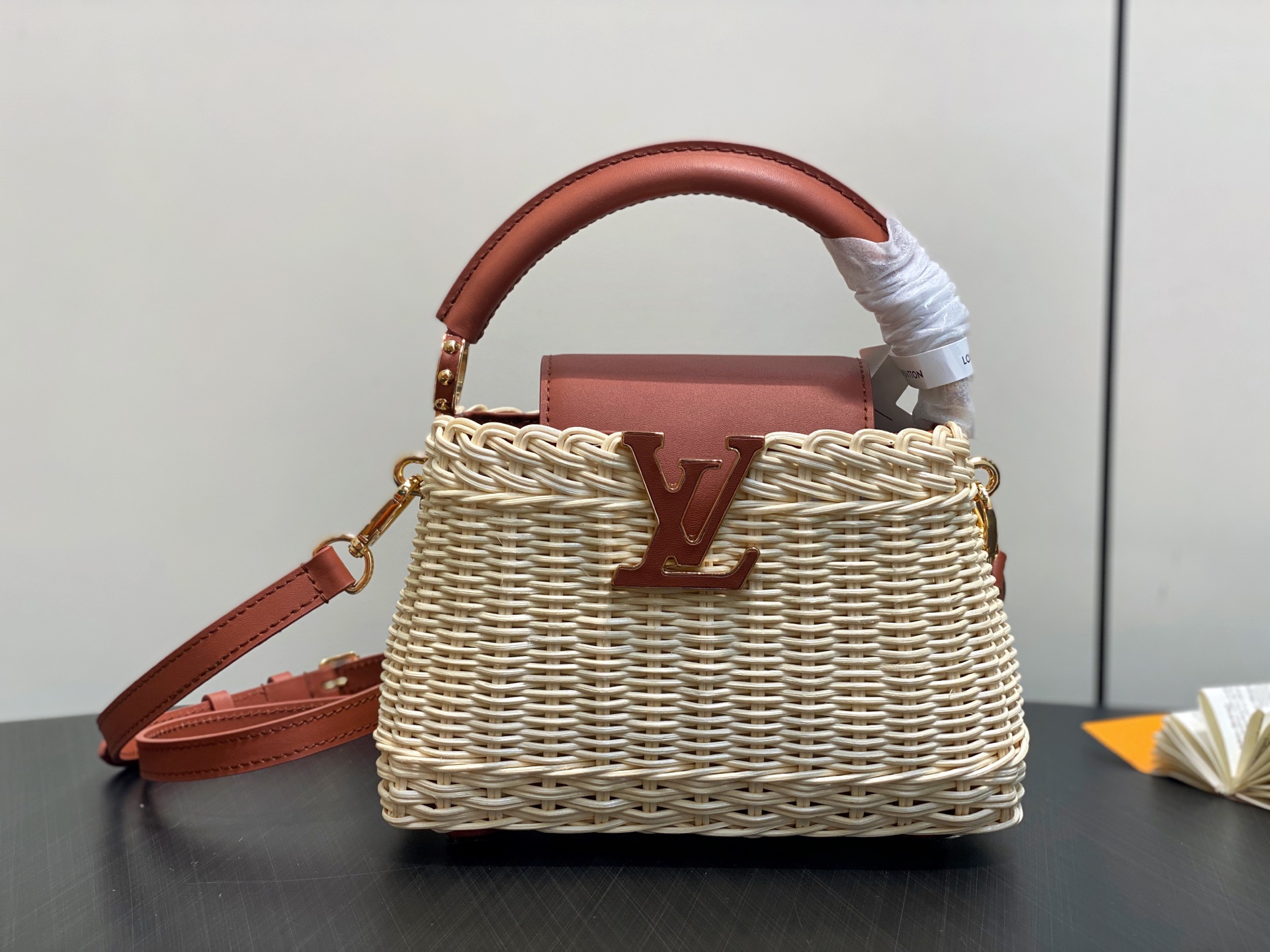 【顶级原单】M11617棕色编织 全皮cap那英款 CAPUCINES 迷你手袋 m11617 棕色 m