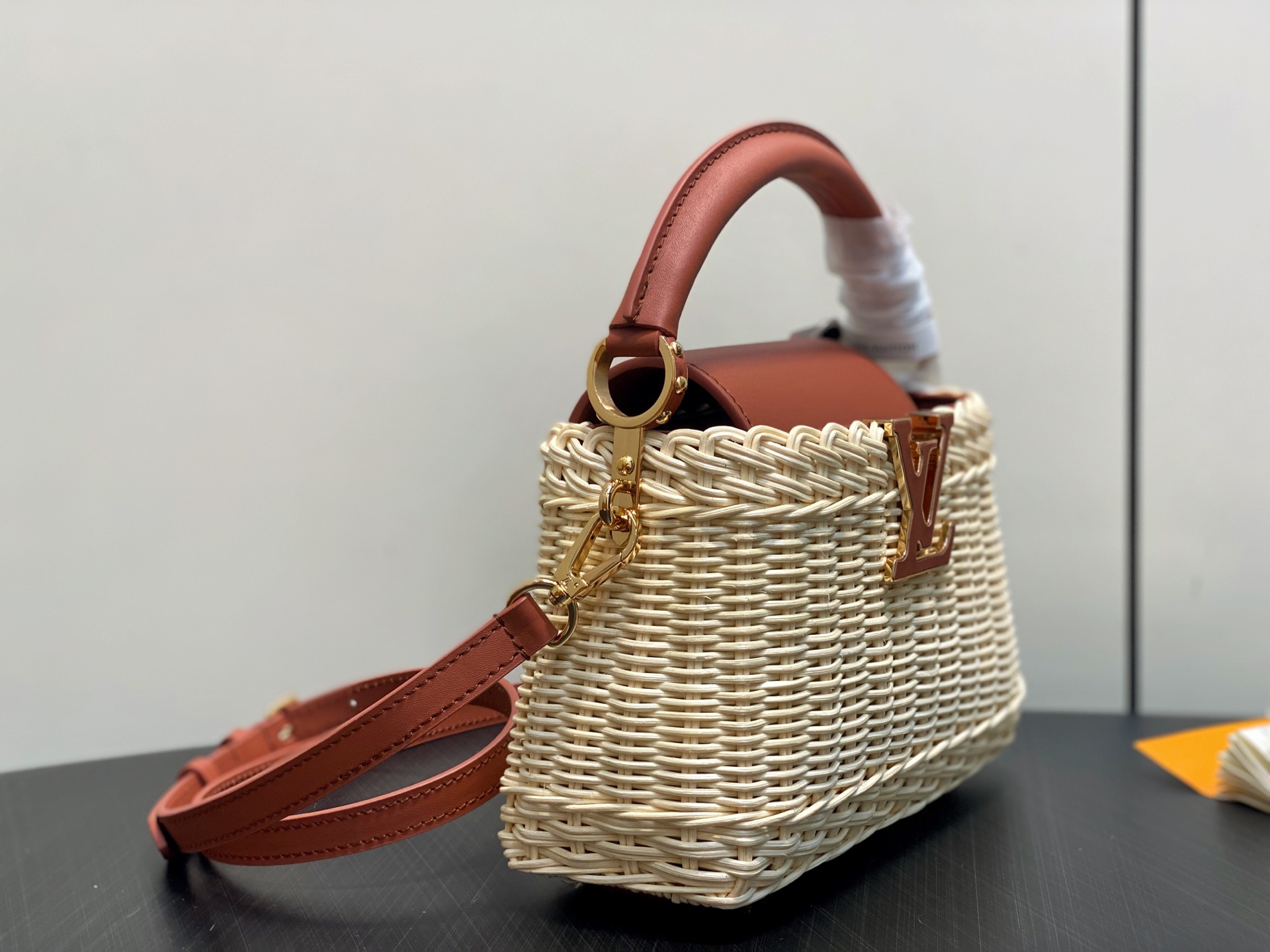 【顶级原单】M11617棕色编织 全皮cap那英款 CAPUCINES 迷你手袋 m11617 棕色 m