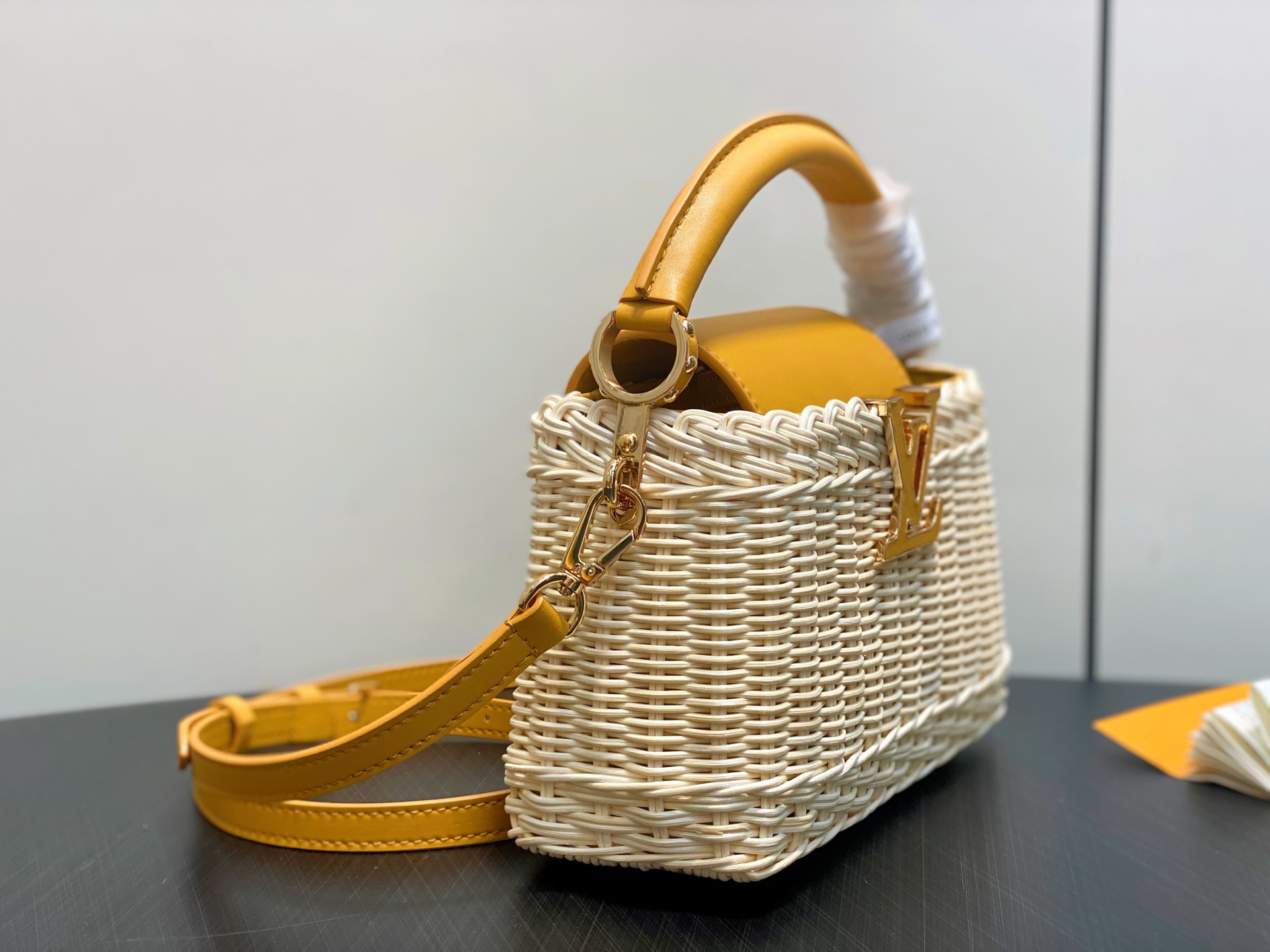 【顶级原单】M11617黄色编织 全皮cap那英款 CAPUCINES 迷你手袋 m11617 棕色 m