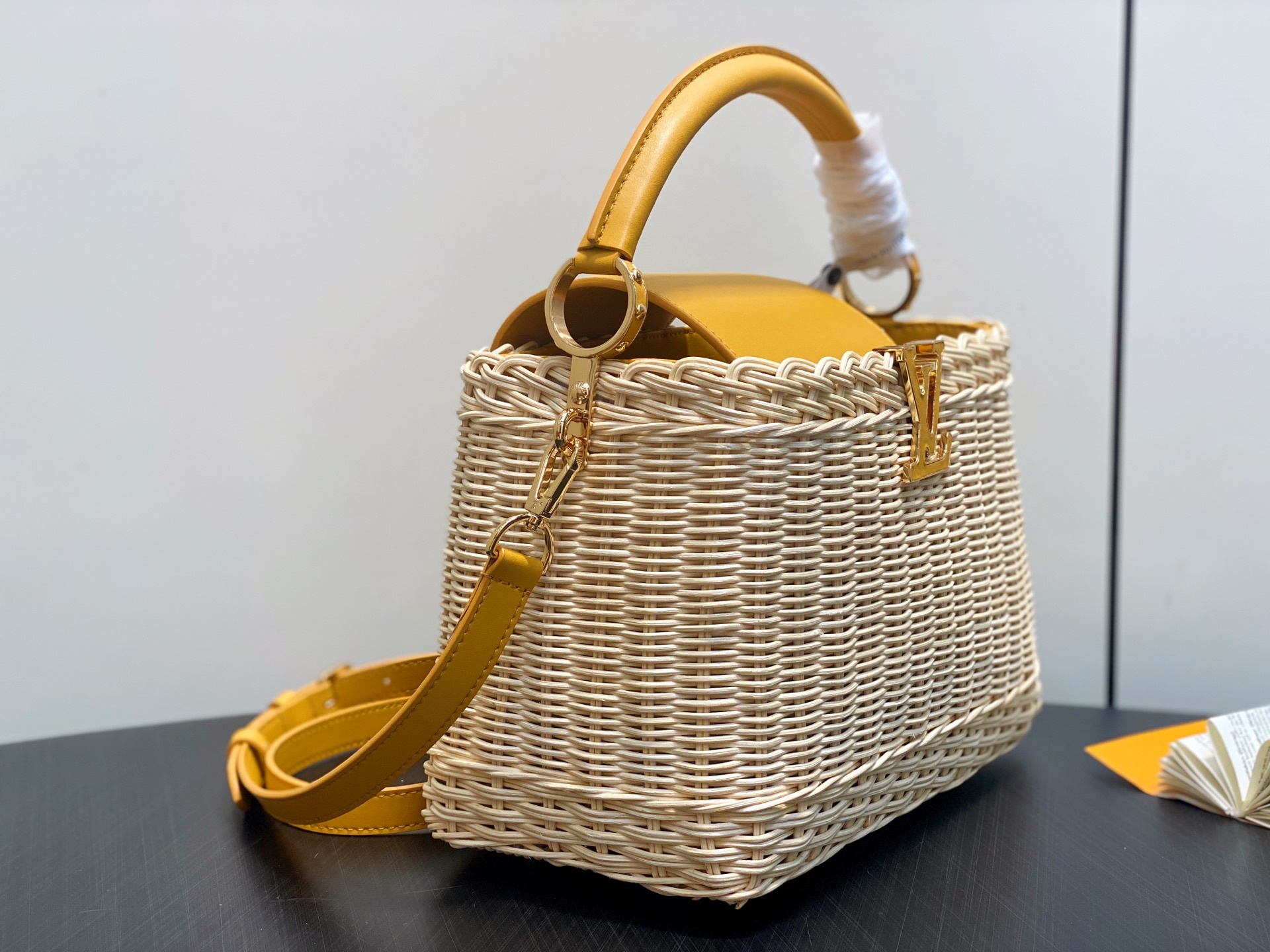 【顶级原单】M11617黄色编织 全皮cap那英款 CAPUCINES BB 手袋 m11617 棕色