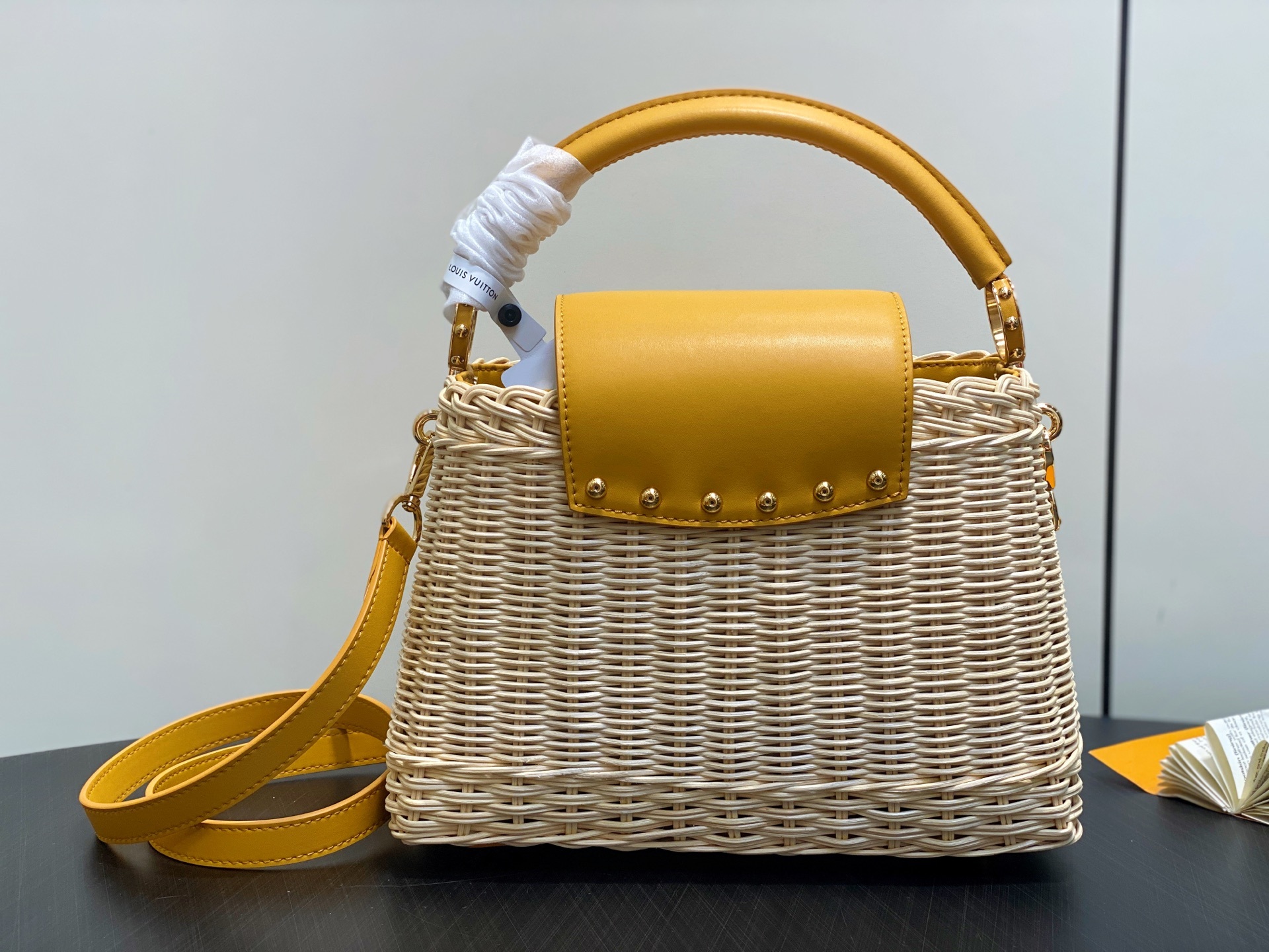 【顶级原单】M11617黄色编织 全皮cap那英款 CAPUCINES BB 手袋 m11617 棕色