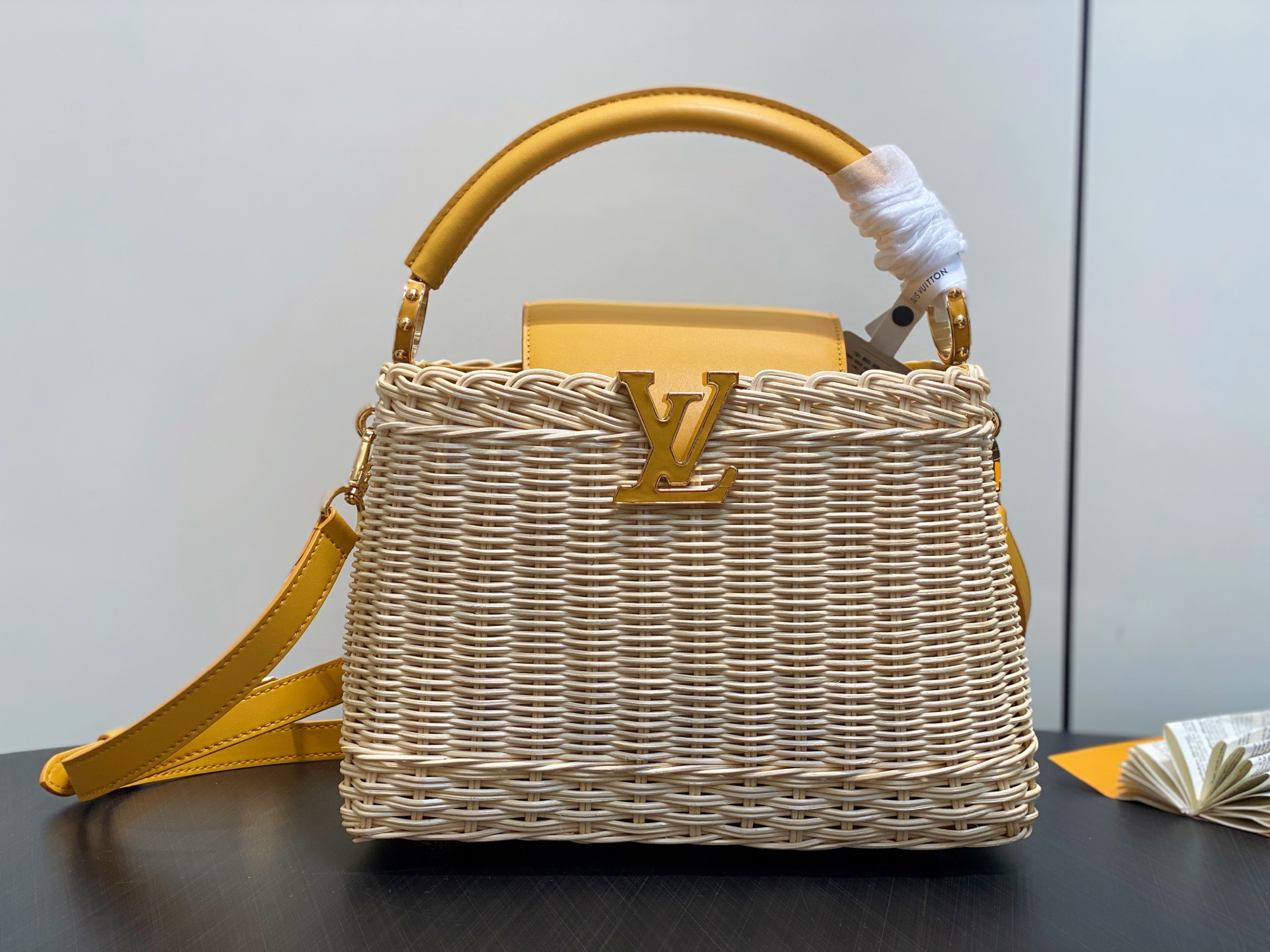 【顶级原单】M11617黄色编织 全皮cap那英款 CAPUCINES BB 手袋 m11617 棕色 