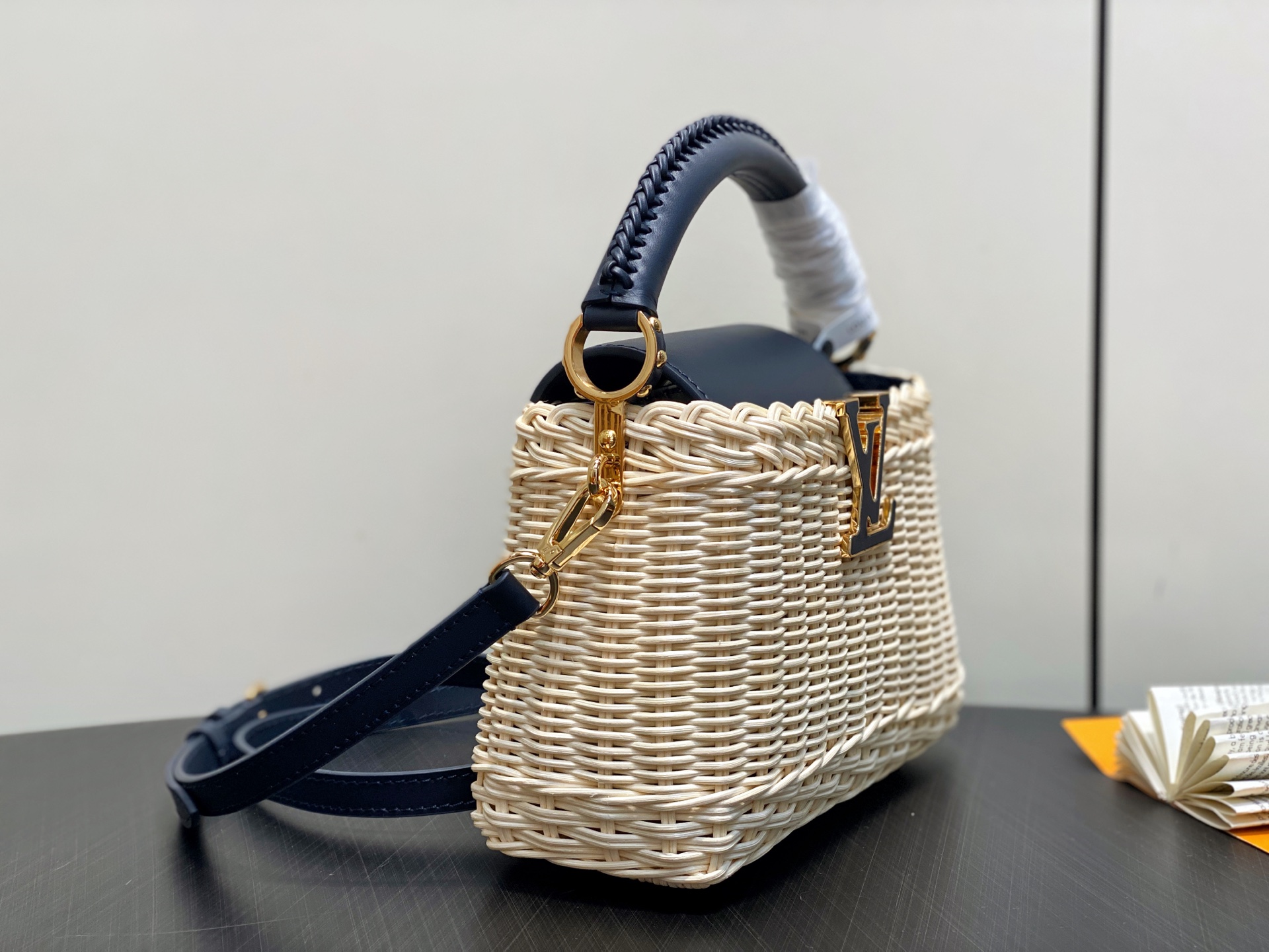 【顶级原单】M14366深色/编织 全皮cap那英款 CAPUCINES BB 手袋 M14366深蓝