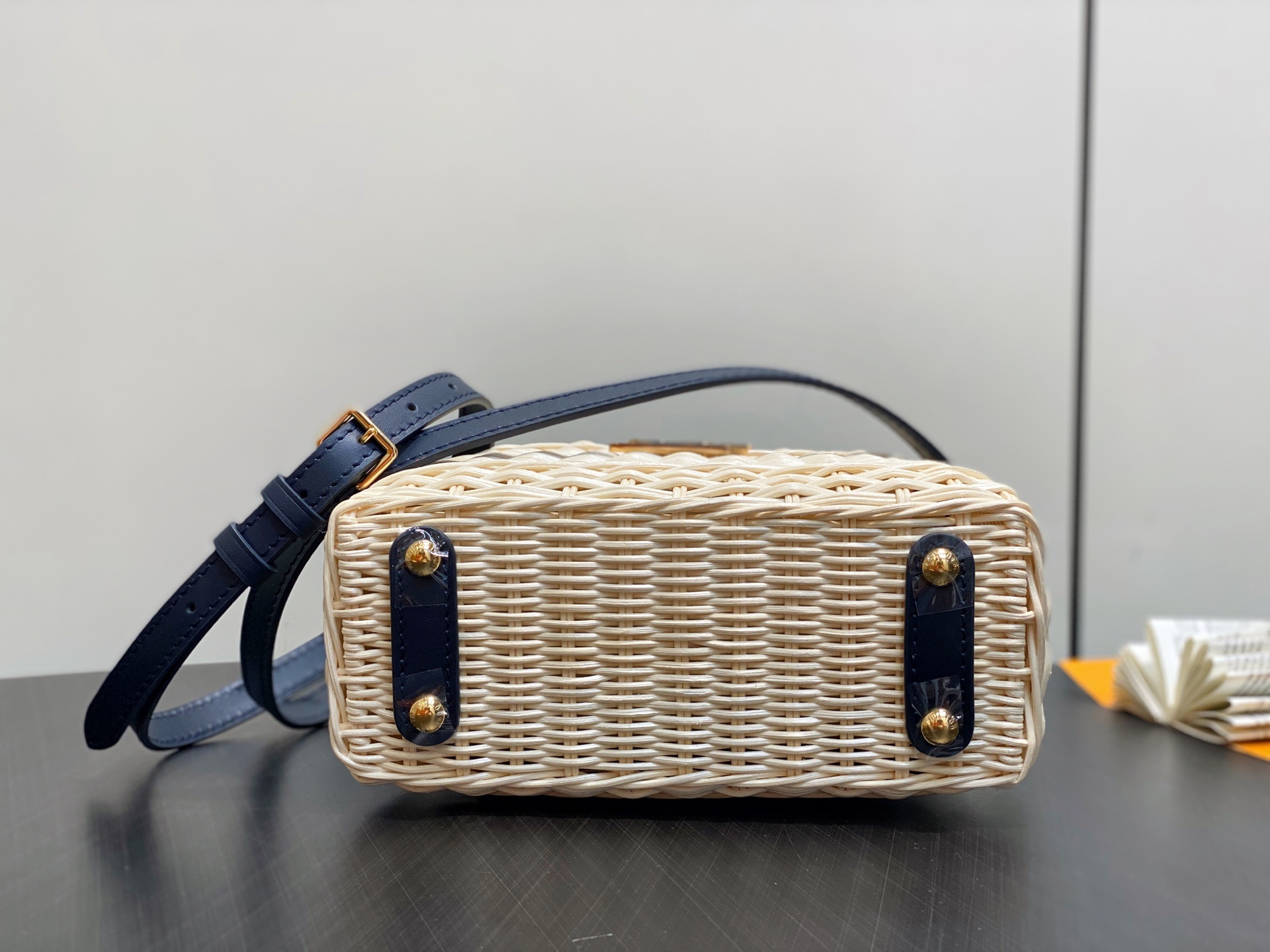 【顶级原单】M14366深色/编织 全皮cap那英款 CAPUCINES BB 手袋 M14366深蓝