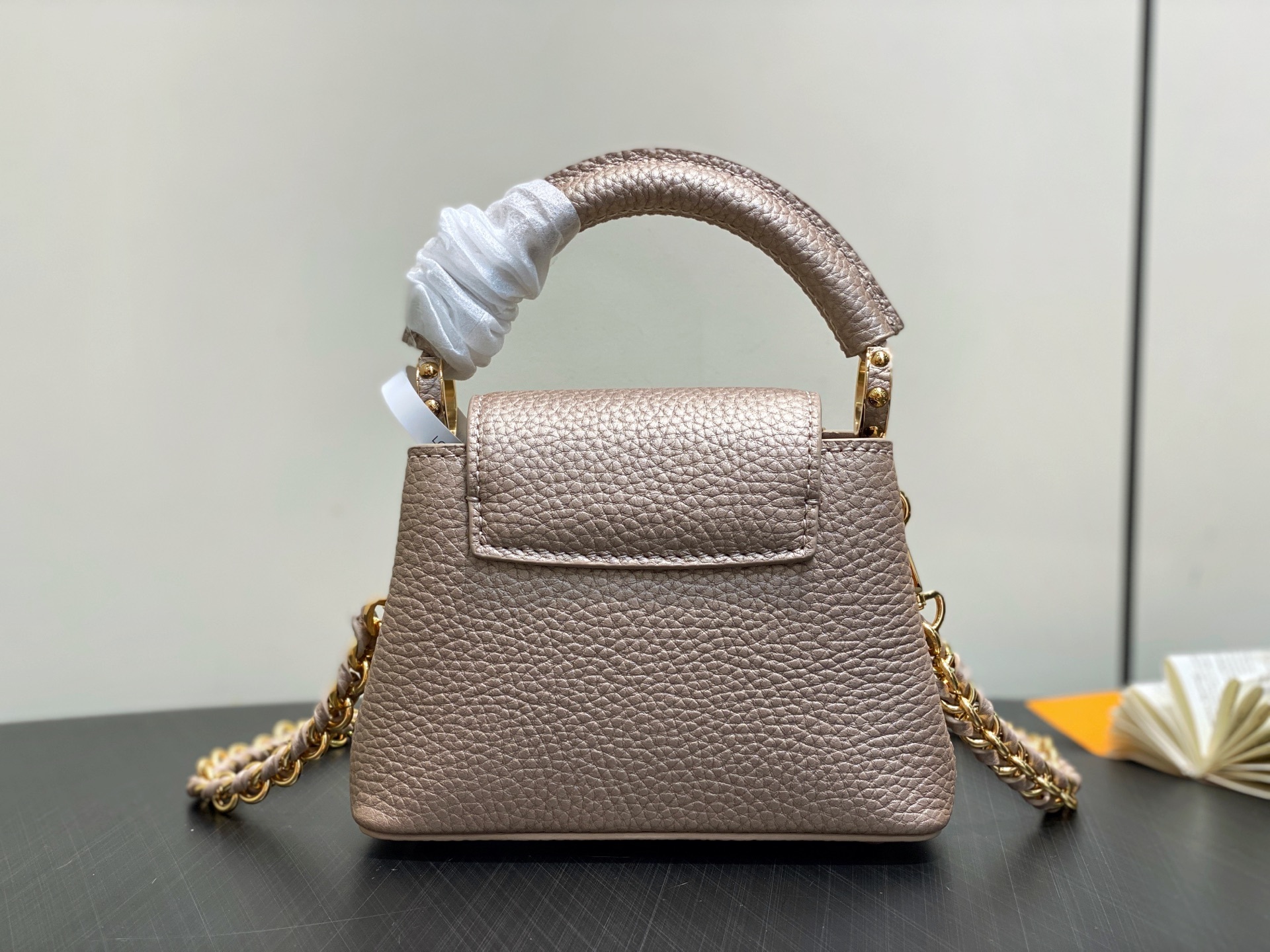 【顶级原单】M48865珠光拼金钻花冠 全皮cap那英款 超迷你 Capucines nano手袋 法国