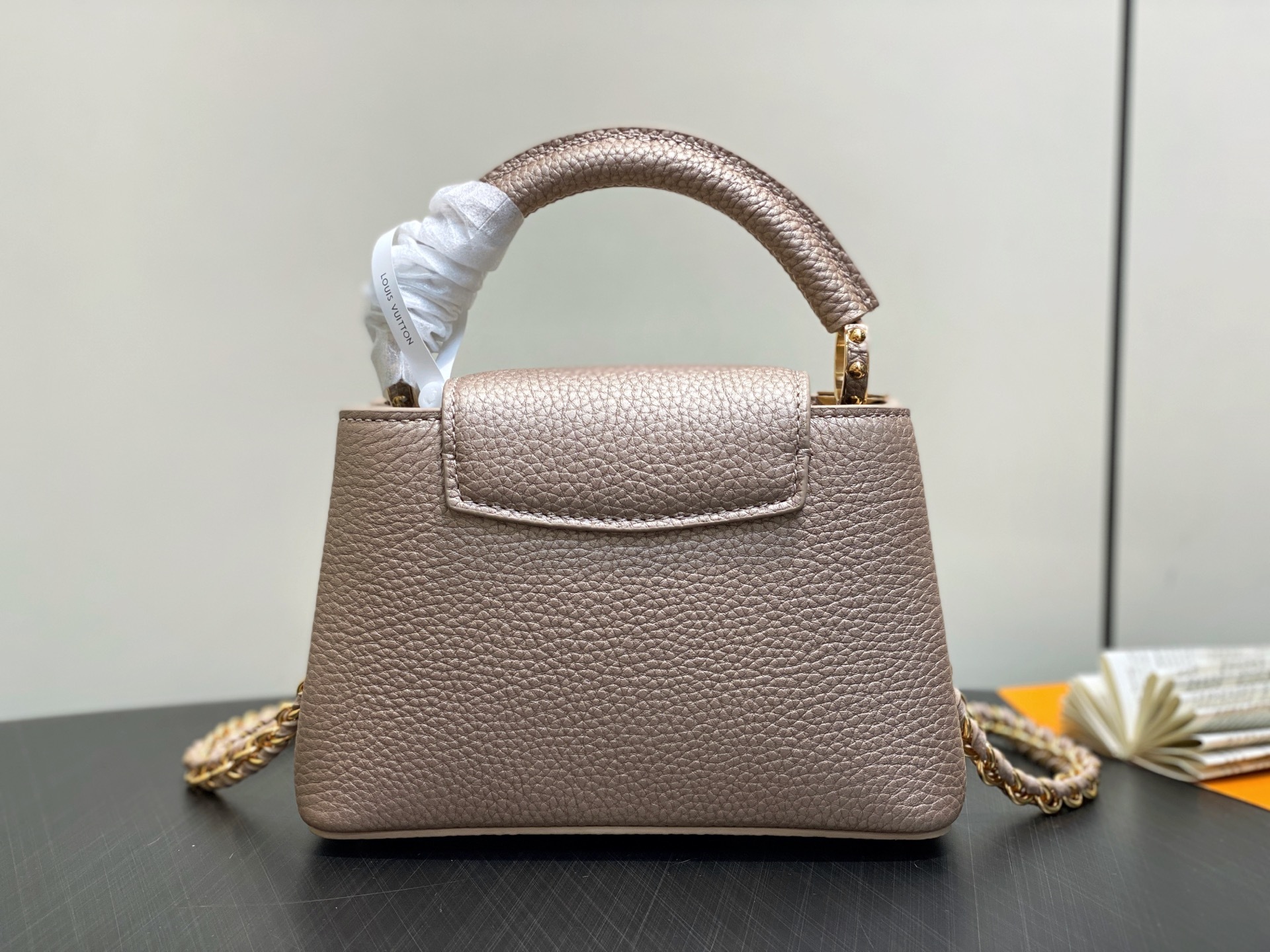 【顶级原单】M48865 珠光拼金钻花冠 全皮cap那英款 Capucines 迷你手袋 法国进口小牛皮