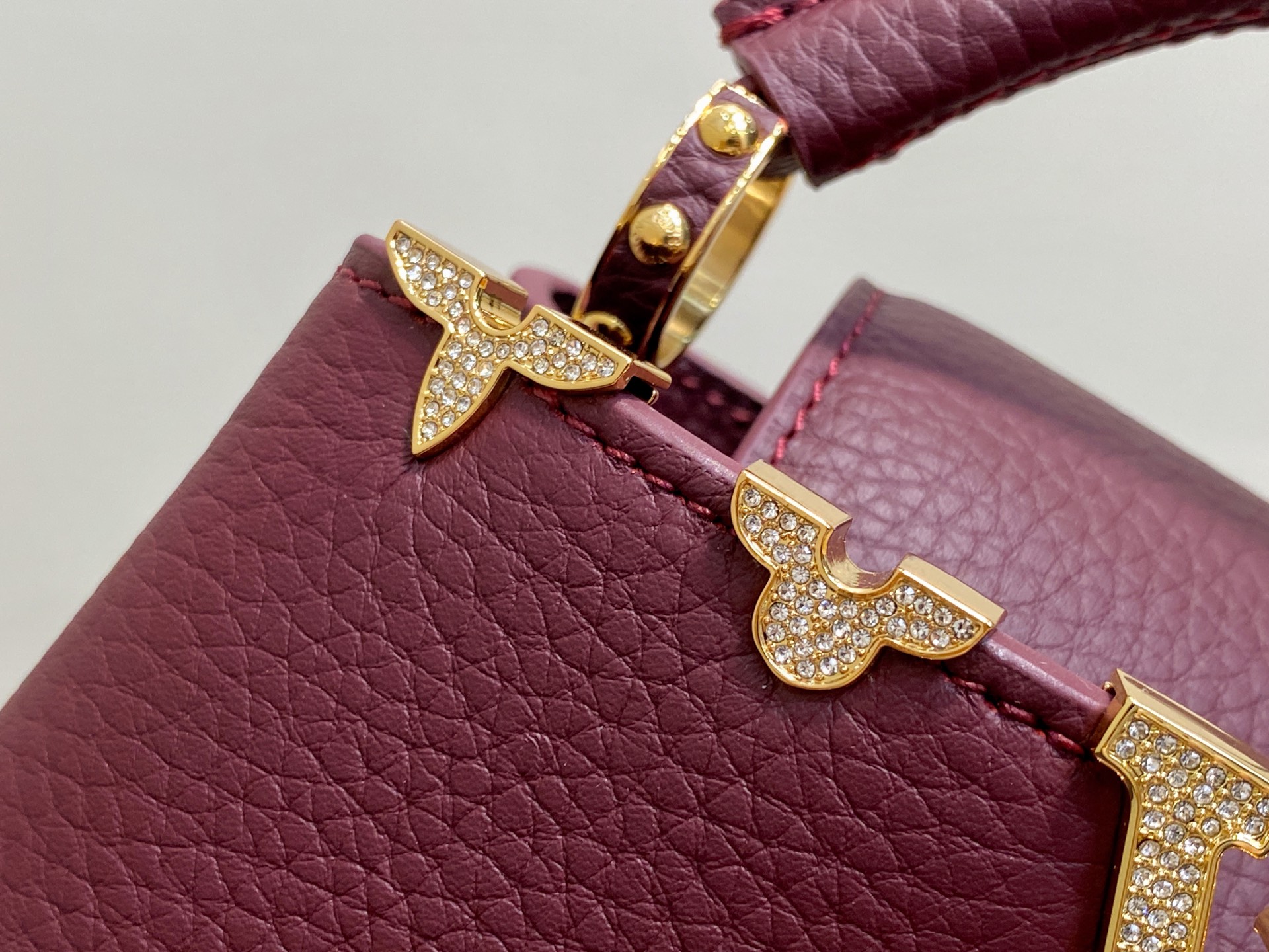 【顶级原单】M48865酒红拼金钻花冠 全皮cap那英款 Capucines 迷你手袋 法国进口小牛皮,