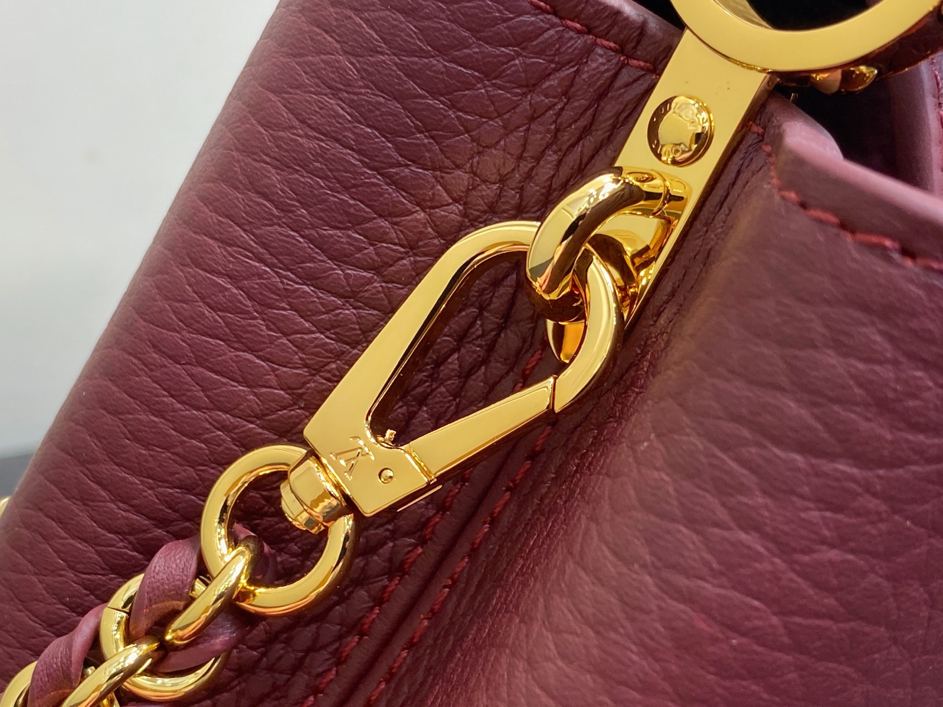 【顶级原单】M48865酒红拼金钻花冠 全皮cap那英款 Capucines 迷你手袋 法国进口小牛皮,