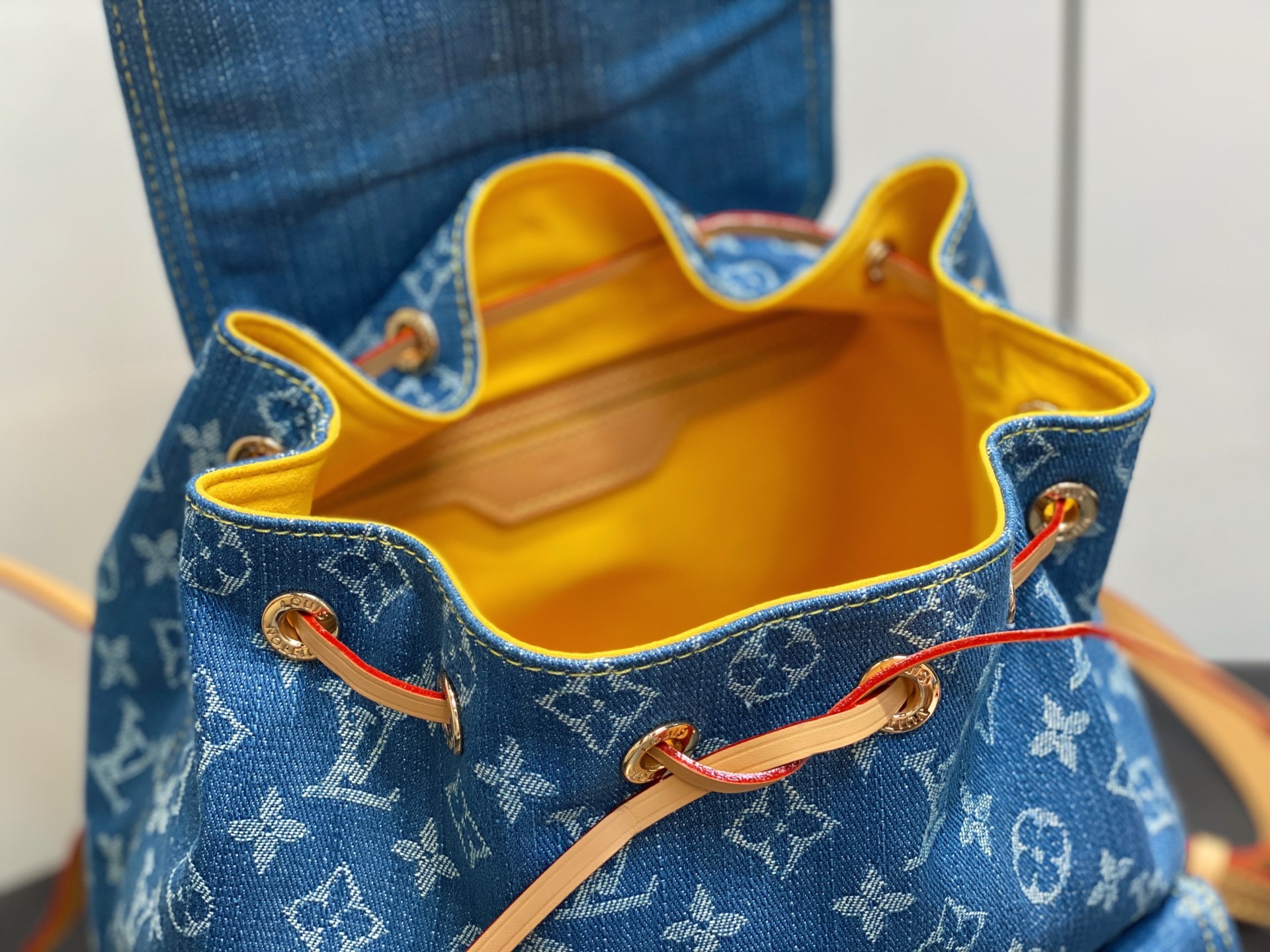 【顶级原单】M95056蓝色 丹宁牛仔布双肩包 Lv Vintage 双肩包 M95240玫粉色 中古绝