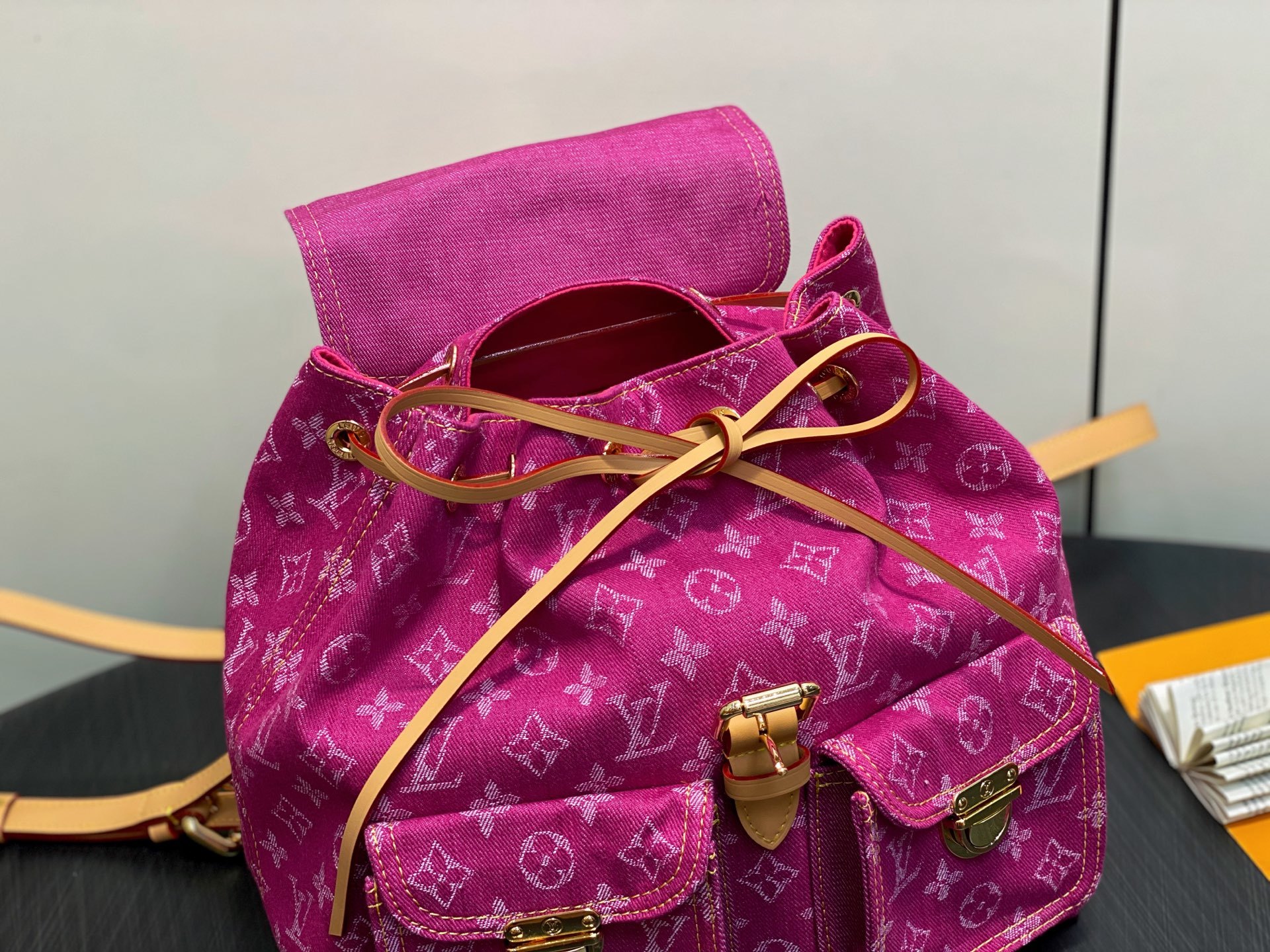 【顶级原单】M95240玫粉色 丹宁牛仔布双肩包 Lv Vintage 双肩包 M95056蓝色 中古绝