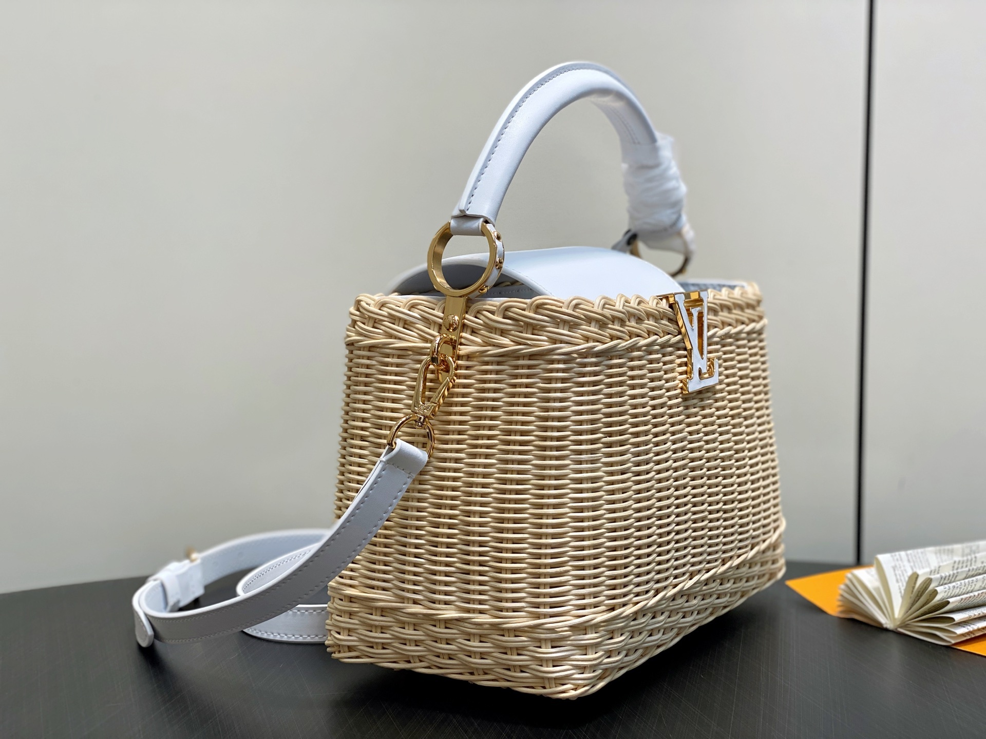 【顶级原单】M26005白色编织 全皮cap那英款 CAPUCINES BB 手袋 m11617 棕色