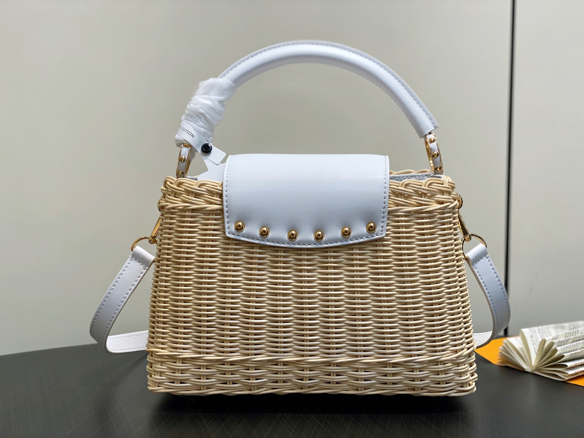 【顶级原单】M26005白色编织 全皮cap那英款 CAPUCINES BB 手袋 m11617 棕色