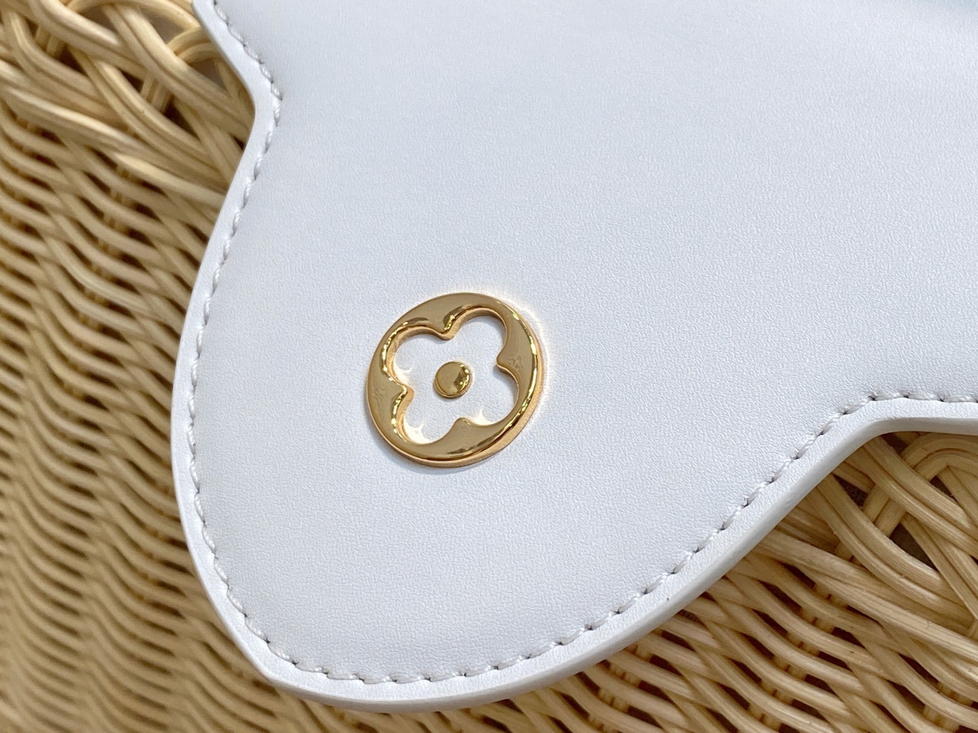 【顶级原单】M26005白色编织 全皮cap那英款 CAPUCINES BB 手袋 m11617 棕色