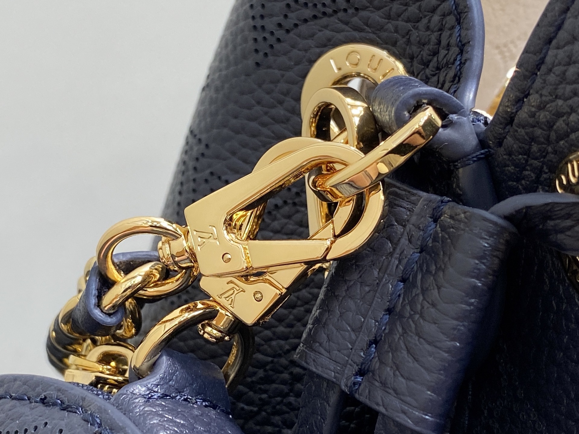 【顶级原单】M14315深蓝/镂空 全皮水桶包 BELLA 手袋 M57070 本款 Bella 手袋为