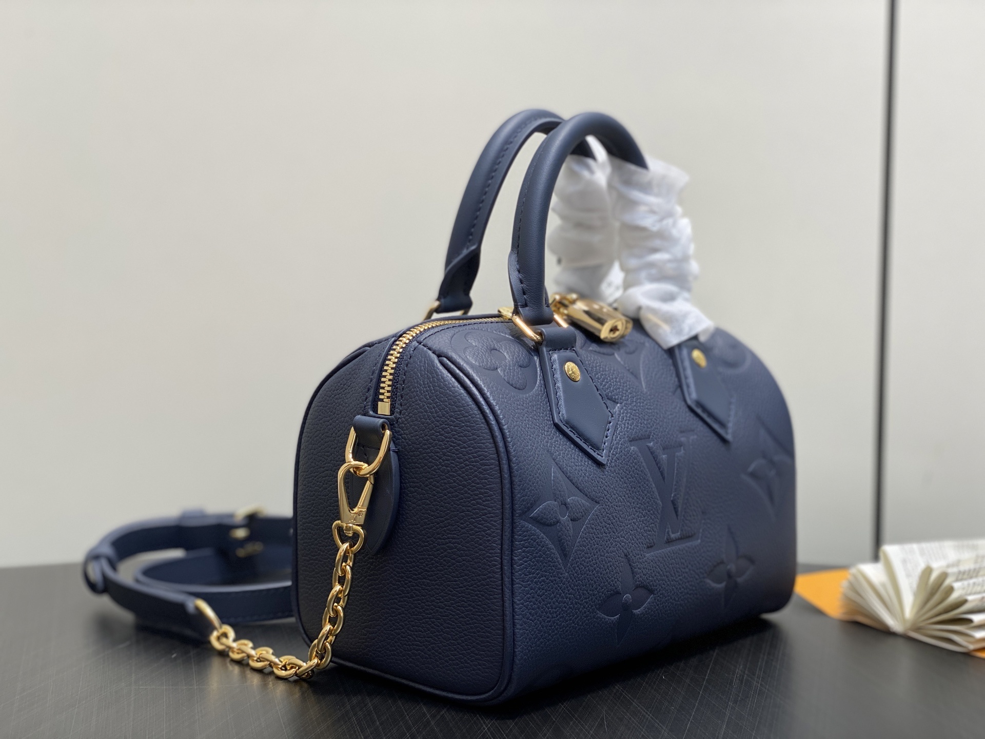 【顶级原单】M14200深蓝 M58953全皮压花speedy枕头包 SPEEDY BANDOULIÈR