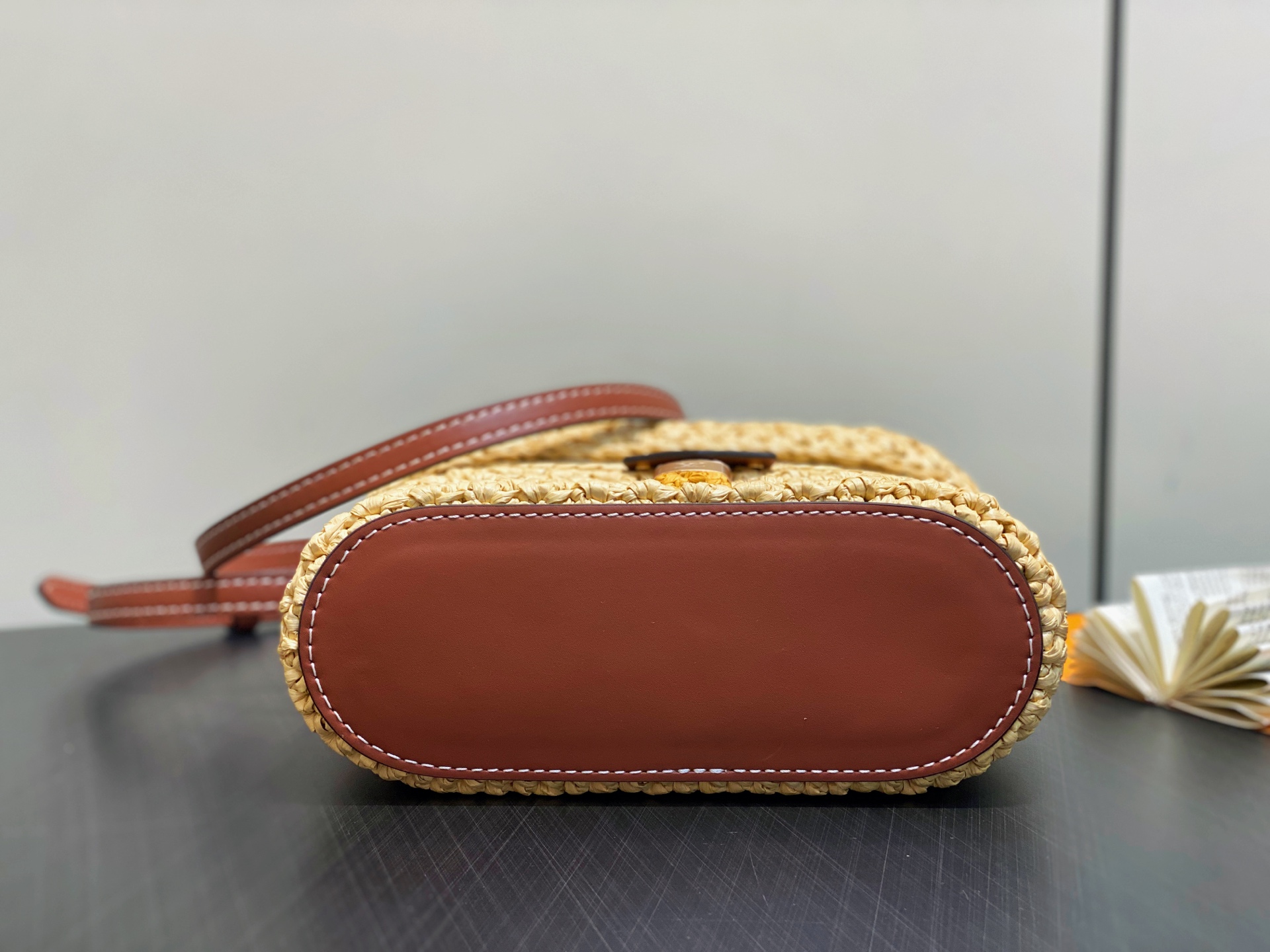 【顶级原单】M14303棕色 拉菲草编织化妆包 Vanity Chain Pouch 手袋 加入度假系列