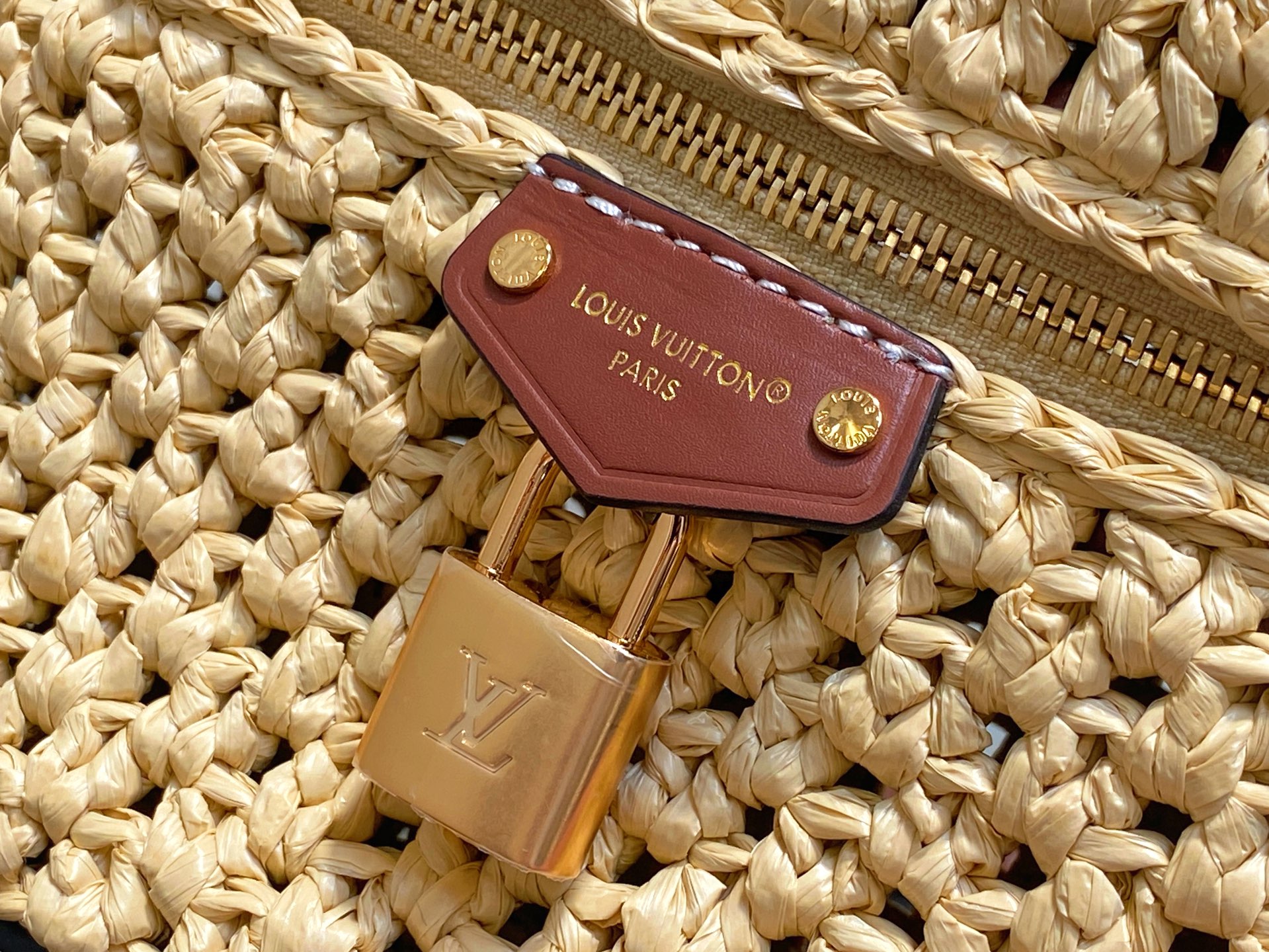 【顶级原单】M14303棕色 拉菲草编织化妆包 Vanity Chain Pouch 手袋 加入度假系列