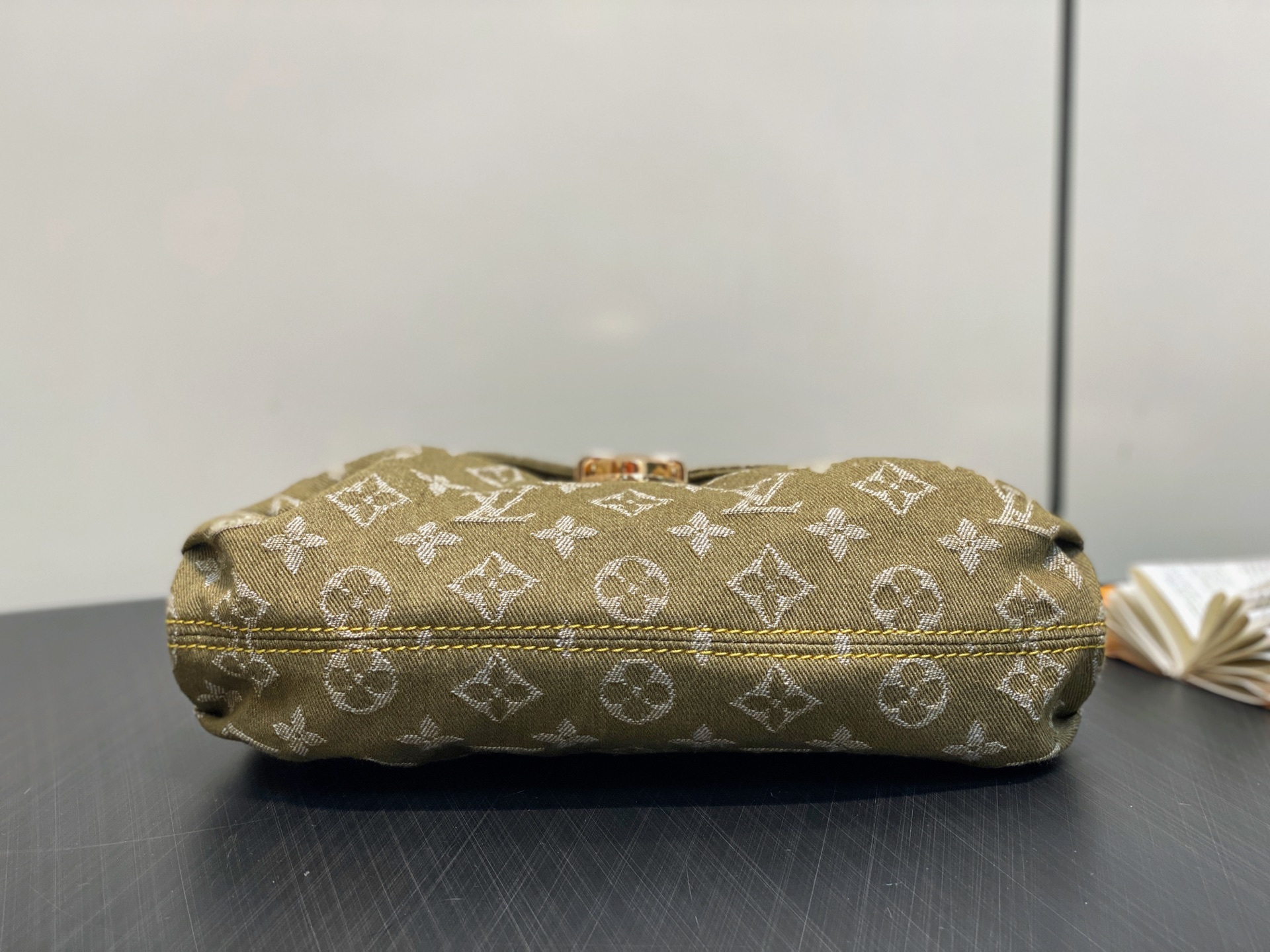 【顶级原单】M95217草绿色 丹宁牛仔腋下包 Vintage 牛仔挎包 中古绝版牛仔手包,夏日必备时尚
