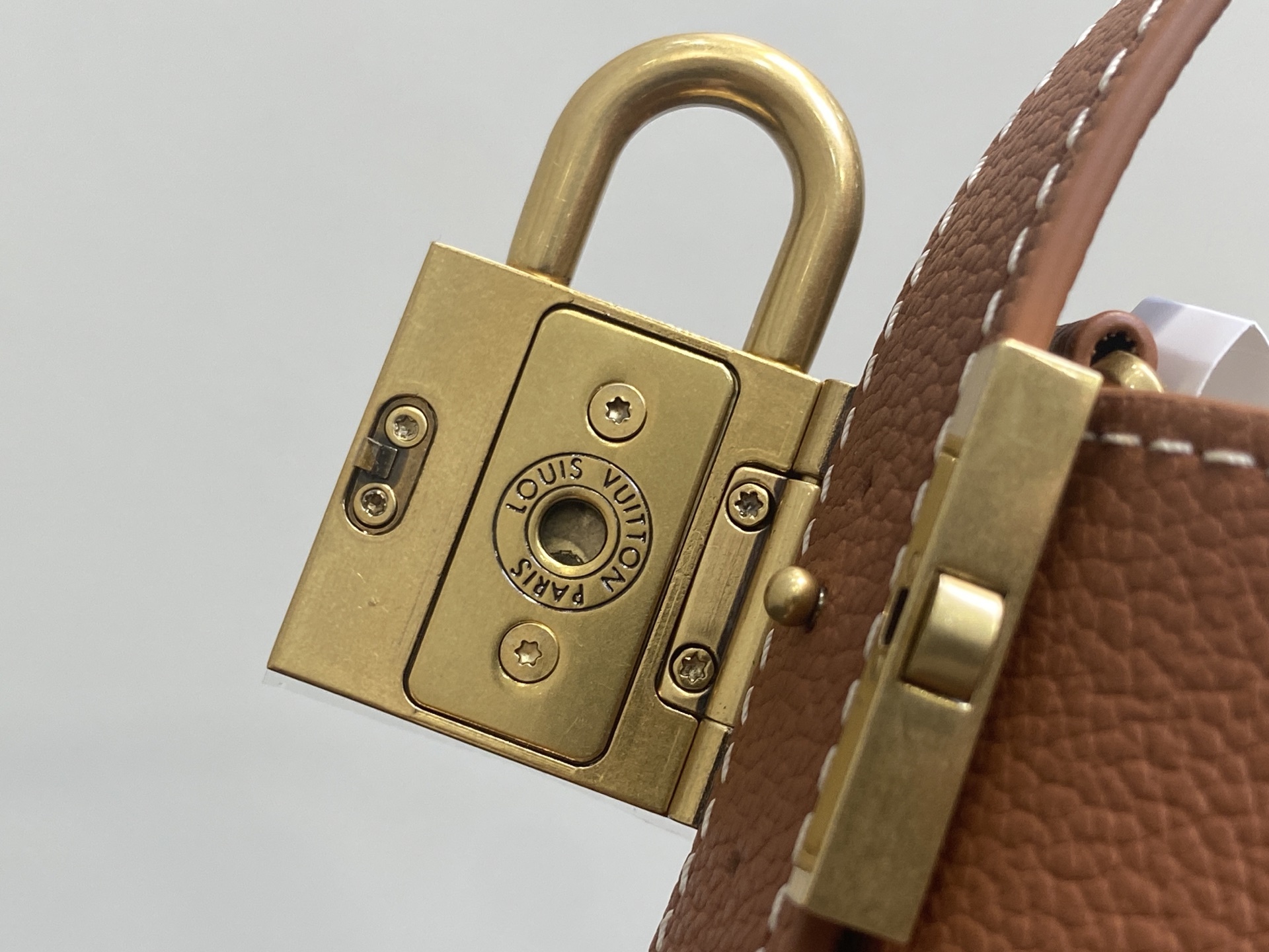 【顶级原单】M14416棕色 全皮水桶包 LOW KEY ALL IN BB 手袋 m25543 黑色