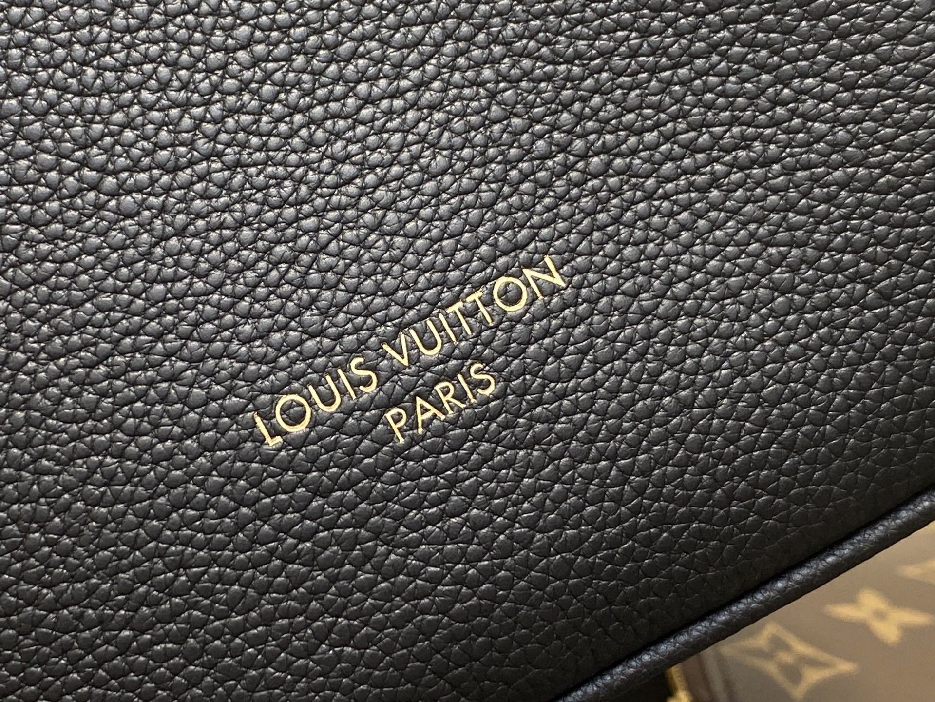 【顶级原单】M14416黑色 全皮水桶包 LOW KEY ALL IN BB 手袋 m25543 黑色