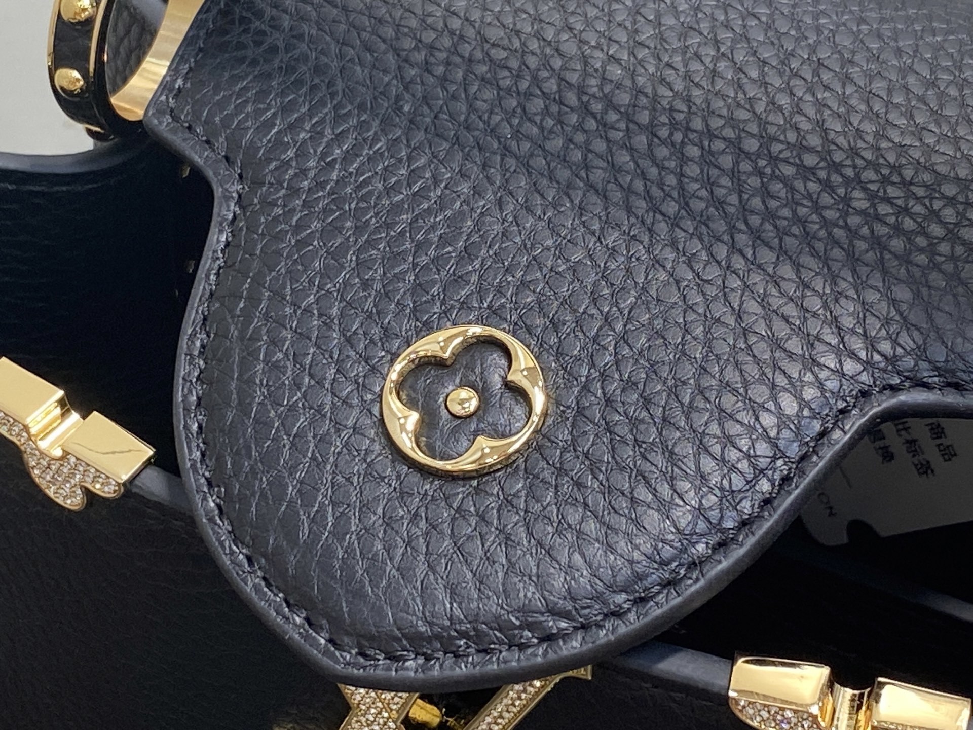 【顶级原单】M48865黑色拼金钻花冠款 全皮cap那英款 Capucines BB手袋 法国进口小牛皮