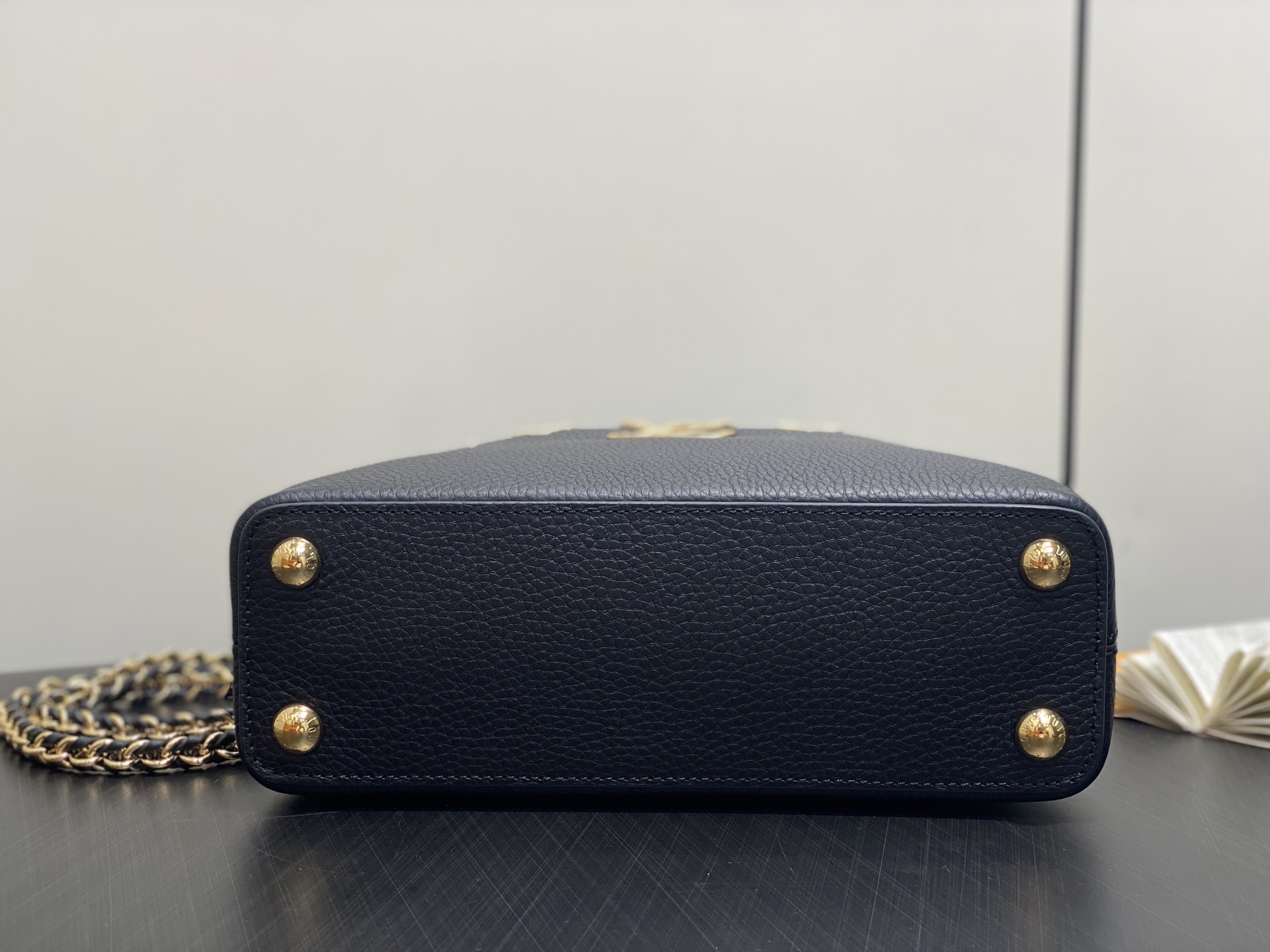 【顶级原单】M48865黑色拼金钻花冠款 全皮cap那英款 Capucines BB手袋 法国进口小牛皮