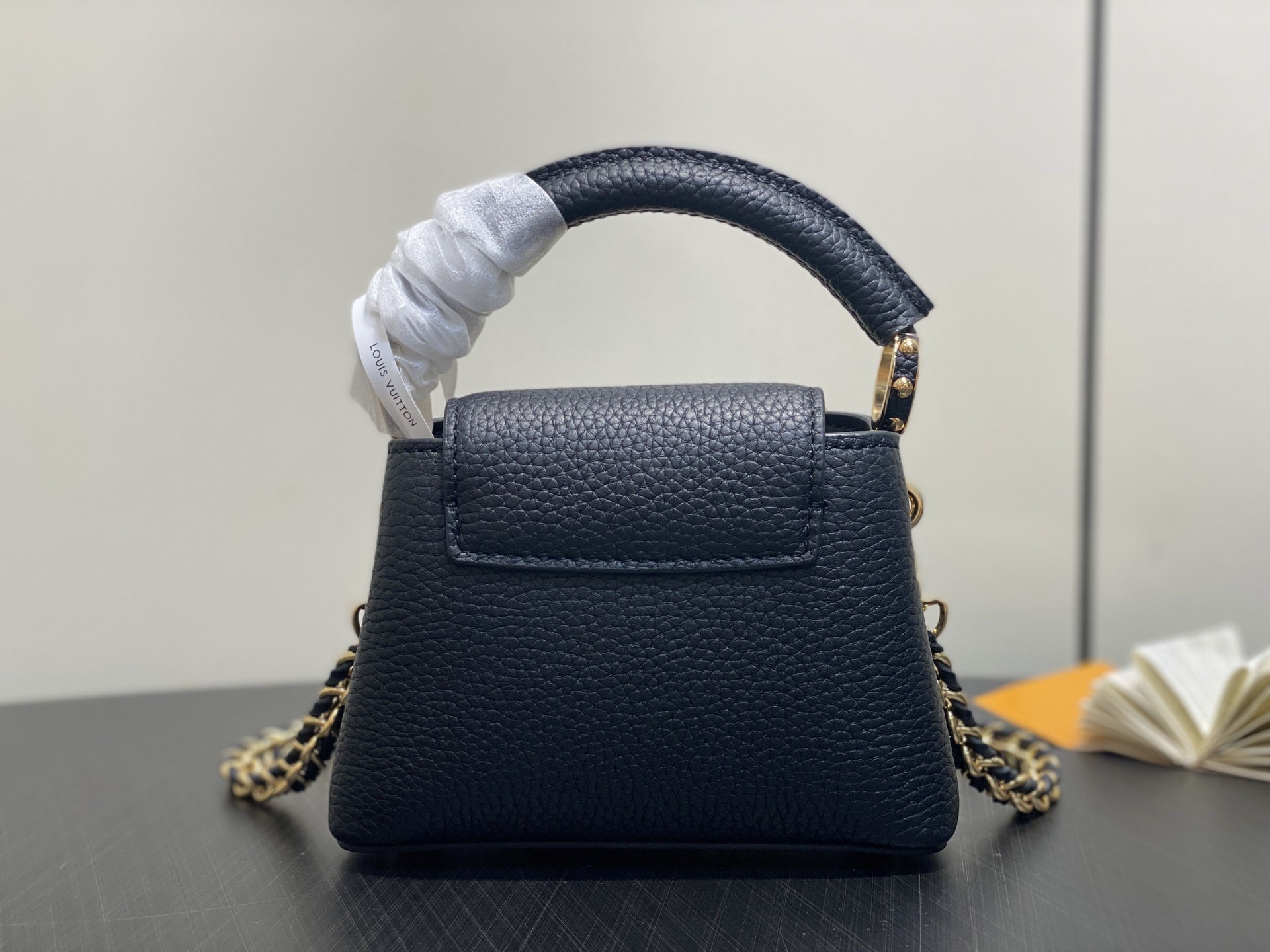 【顶级原单】M48865黑色拼金钻花冠 全皮cap那英款 超迷你 Capucines nano手袋 法国