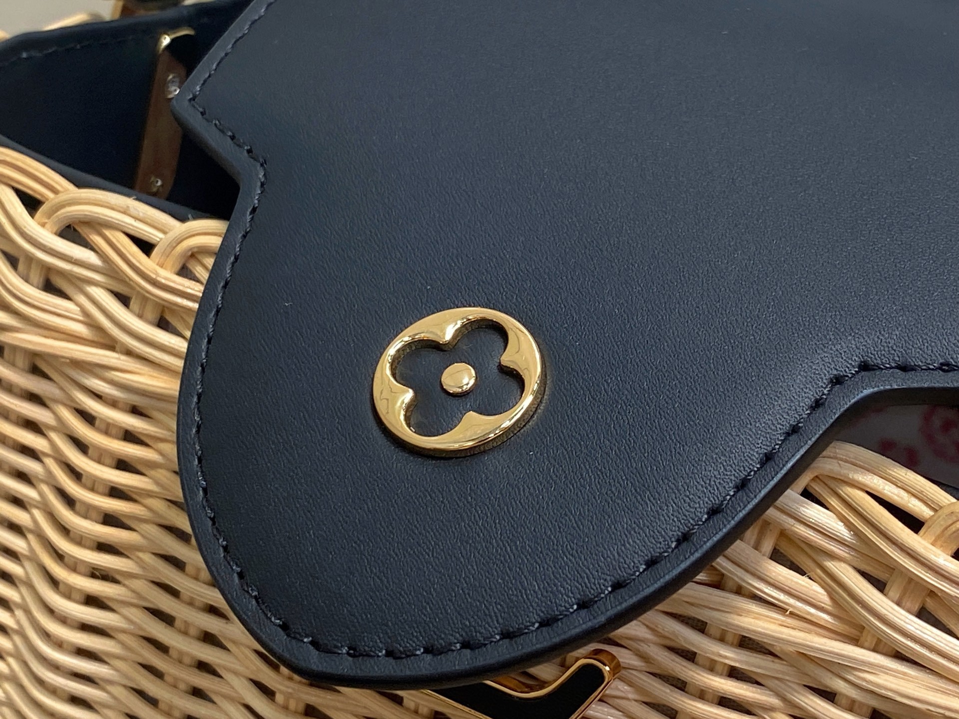 【顶级原单】M26005黑色编织 全皮cap那英款 CAPUCINES BB 手袋 m11617 棕色