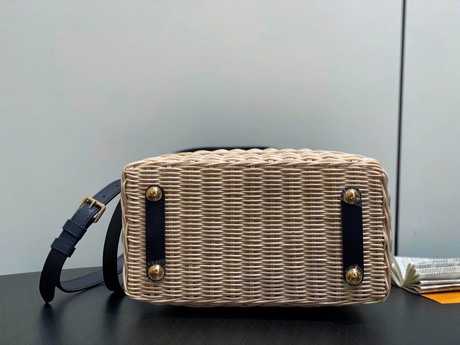 【顶级原单】M26005黑色编织 全皮cap那英款 CAPUCINES BB 手袋 m11617 棕色