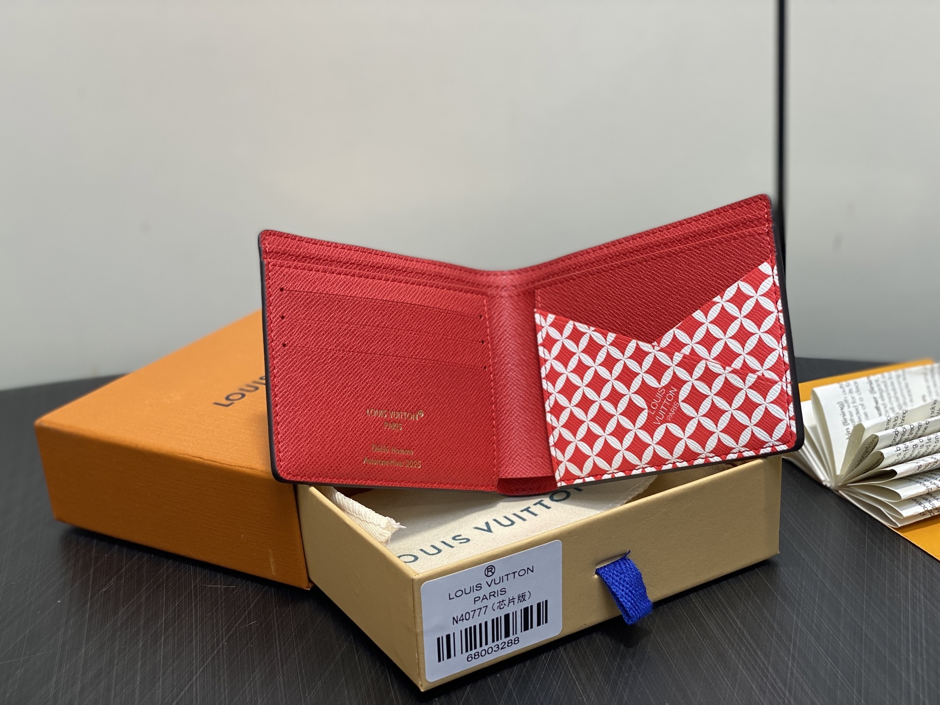 【顶级原单】N40777啡格 Lv nigo 联名款 头像丝印短款西装夹钱包 当季新款 MULTIPLE
