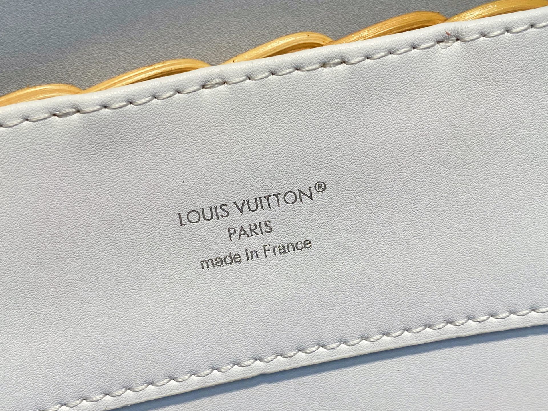 【顶级原单】M88126白色鳄鱼纹 编织cap那英款 CAPUCINES BB 手袋 编织/ 牛皮压鳄鱼