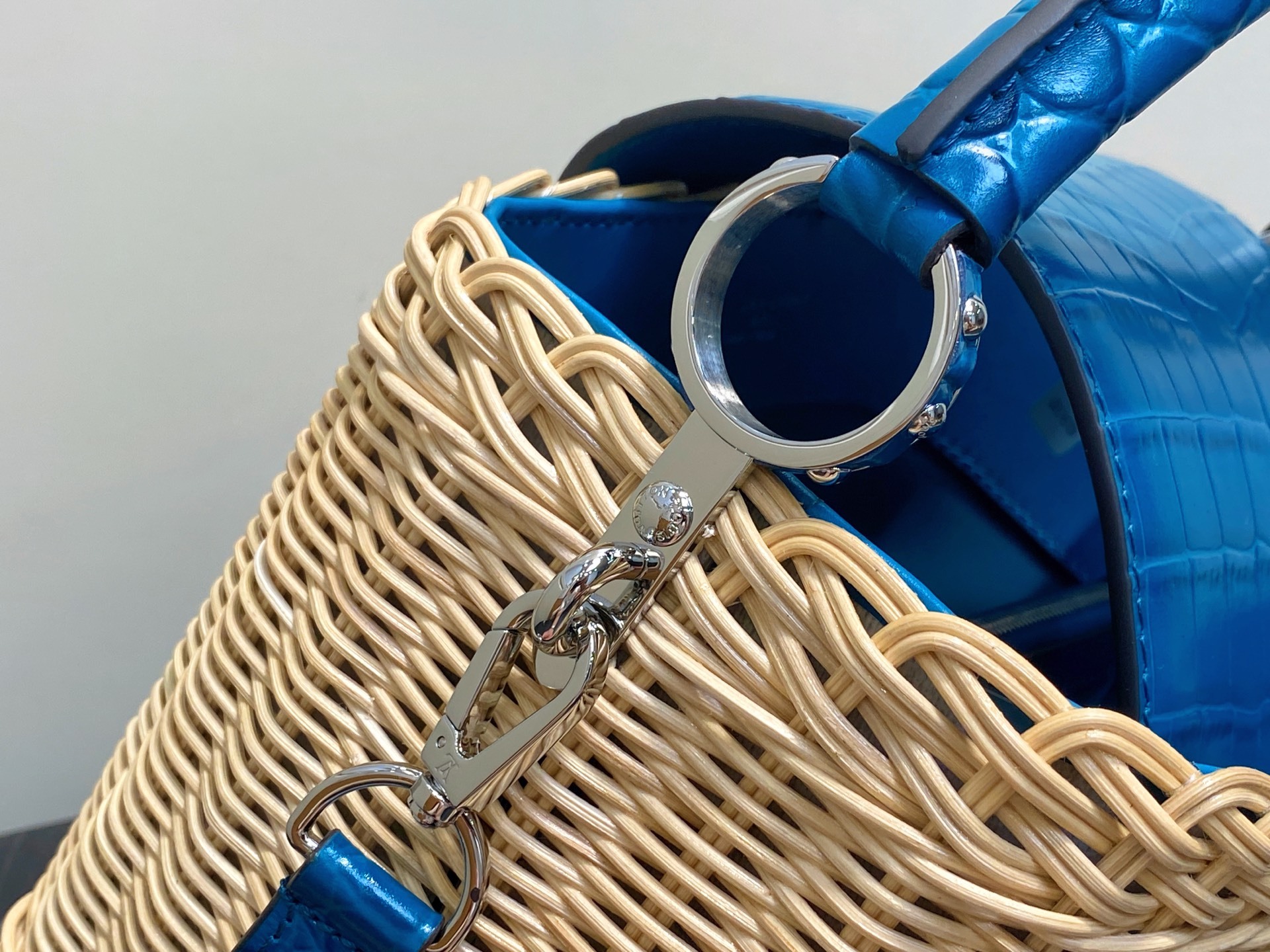 【顶级原单】M88126蓝色鳄鱼纹 编织cap那英款 CAPUCINES BB 手袋 编织/ 牛皮压鳄鱼