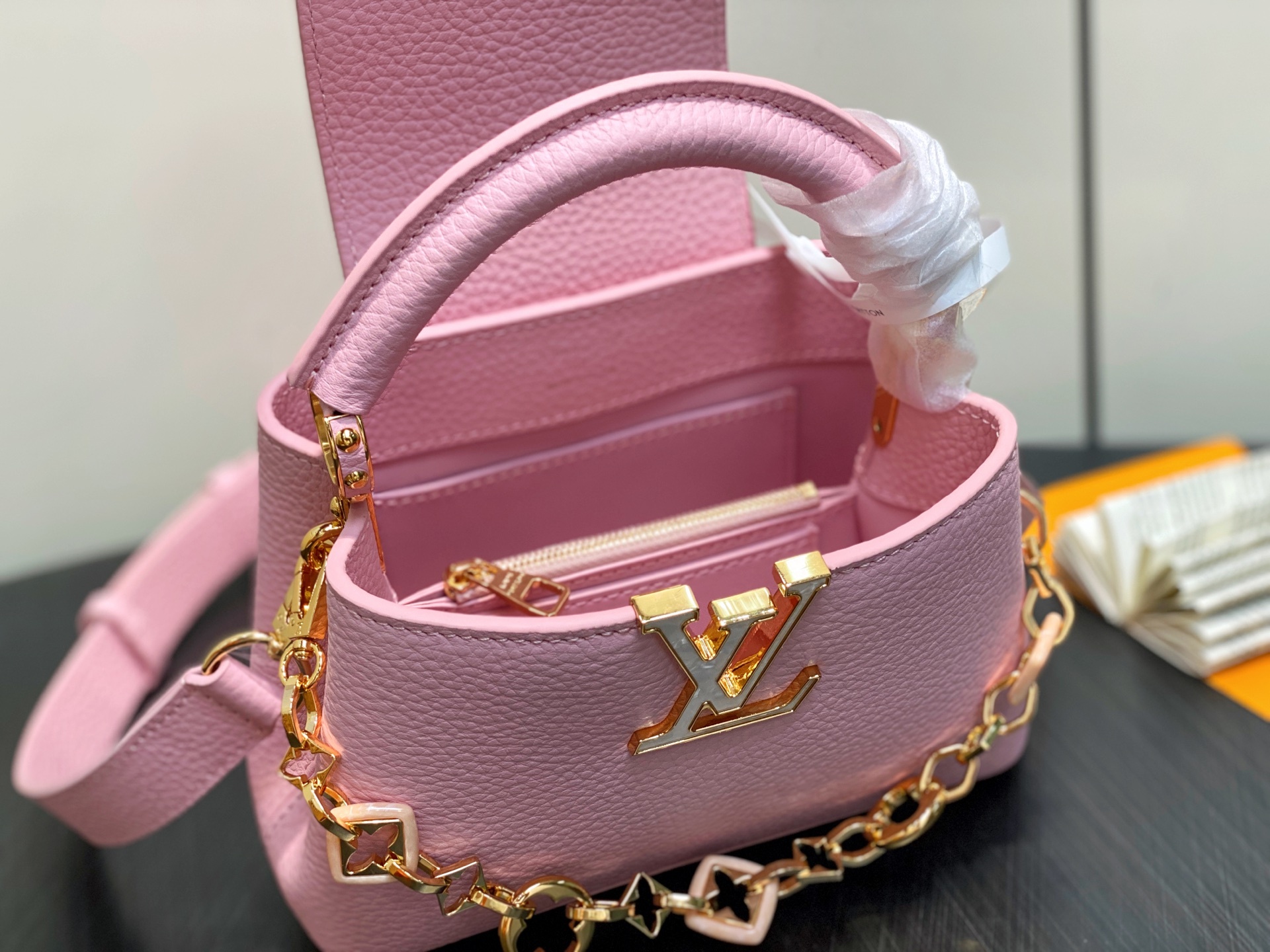 【顶级原单】M14970粉色 链条全皮cap那英款 CAPUCINES 迷你手袋 Capucines 系